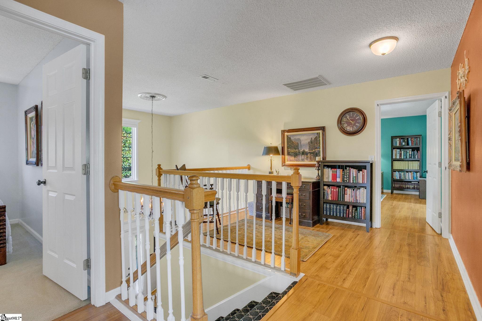 6 Kingfisher Drive