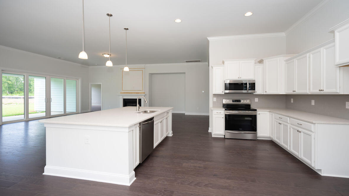 513 Misty Bluff Circle