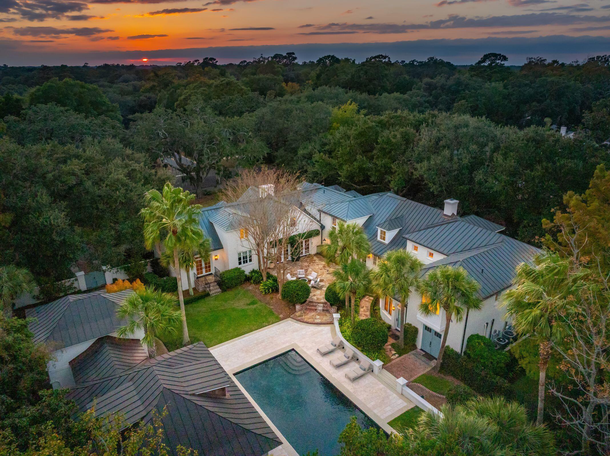 14 Jamestown Road