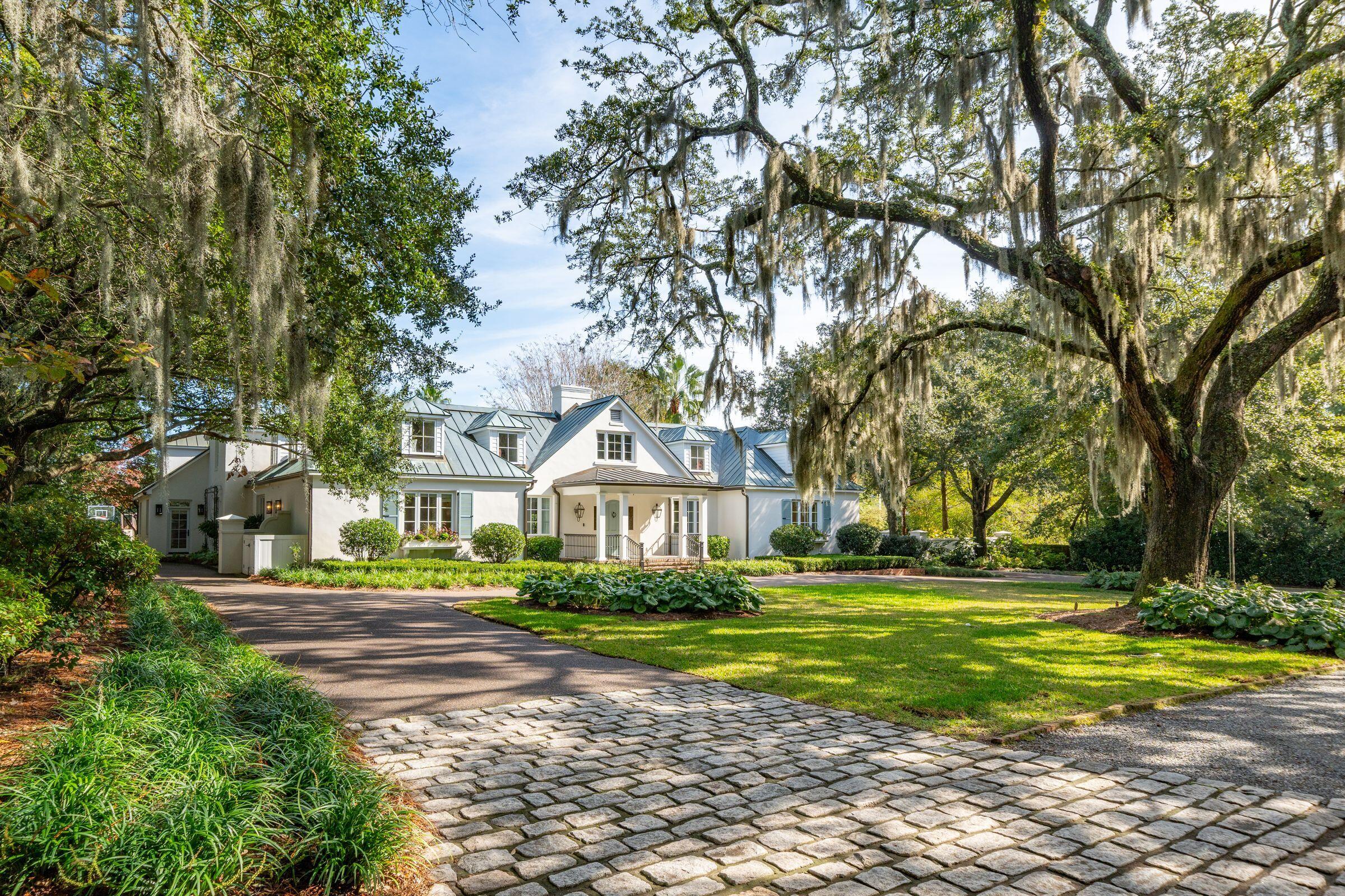 14 Jamestown Road