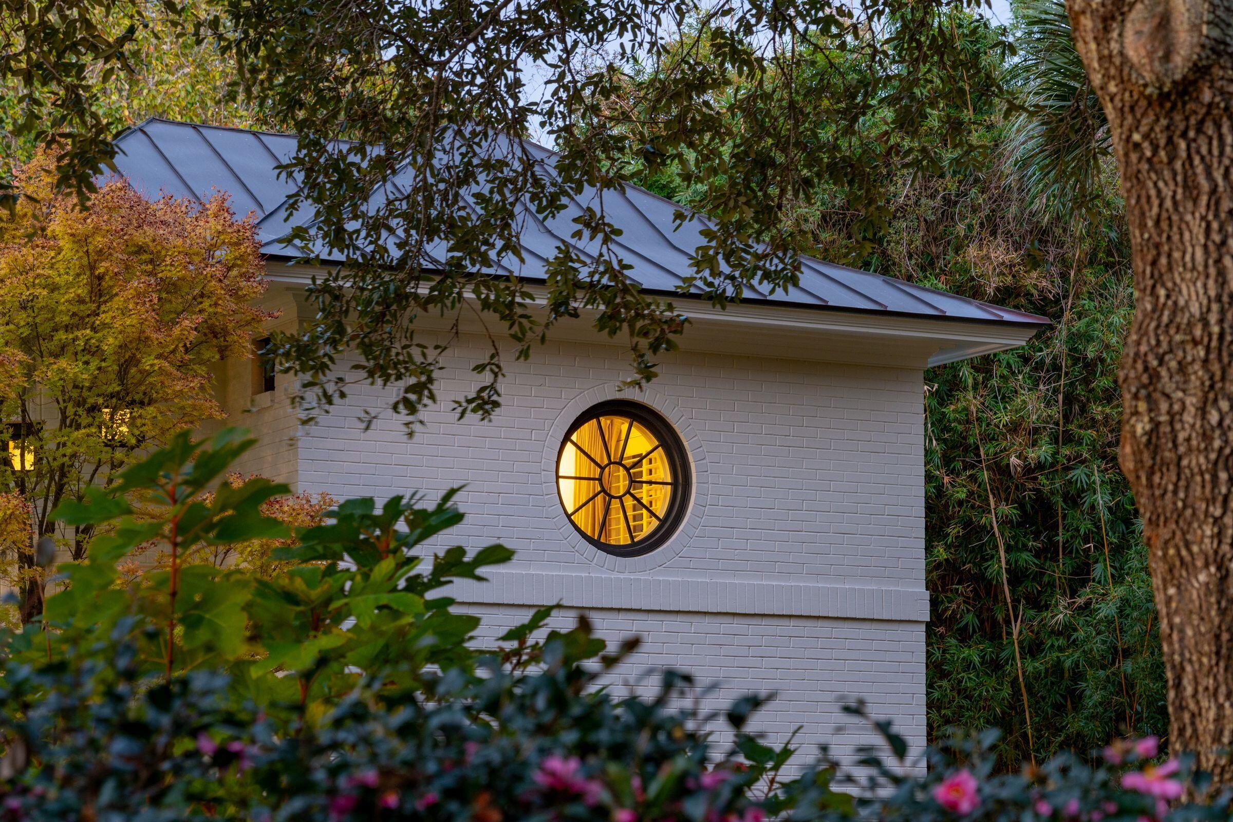 14 Jamestown Road