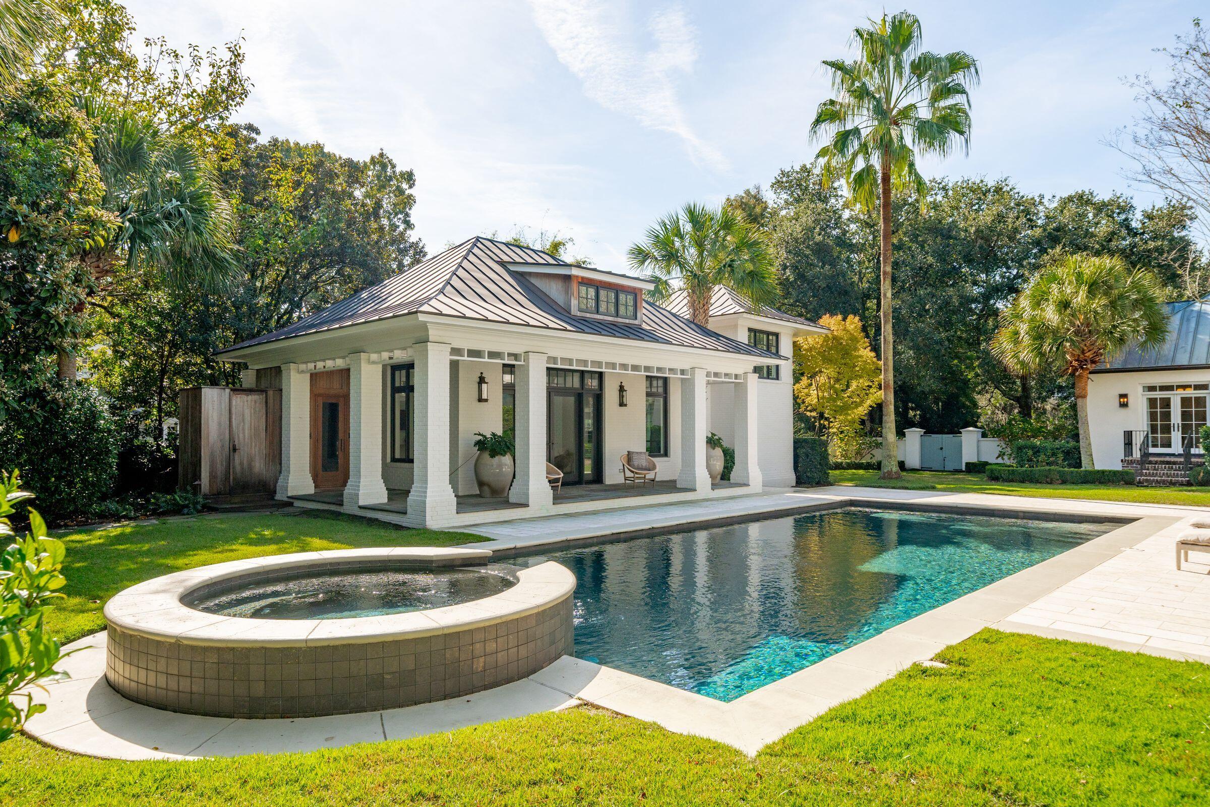 14 Jamestown Road