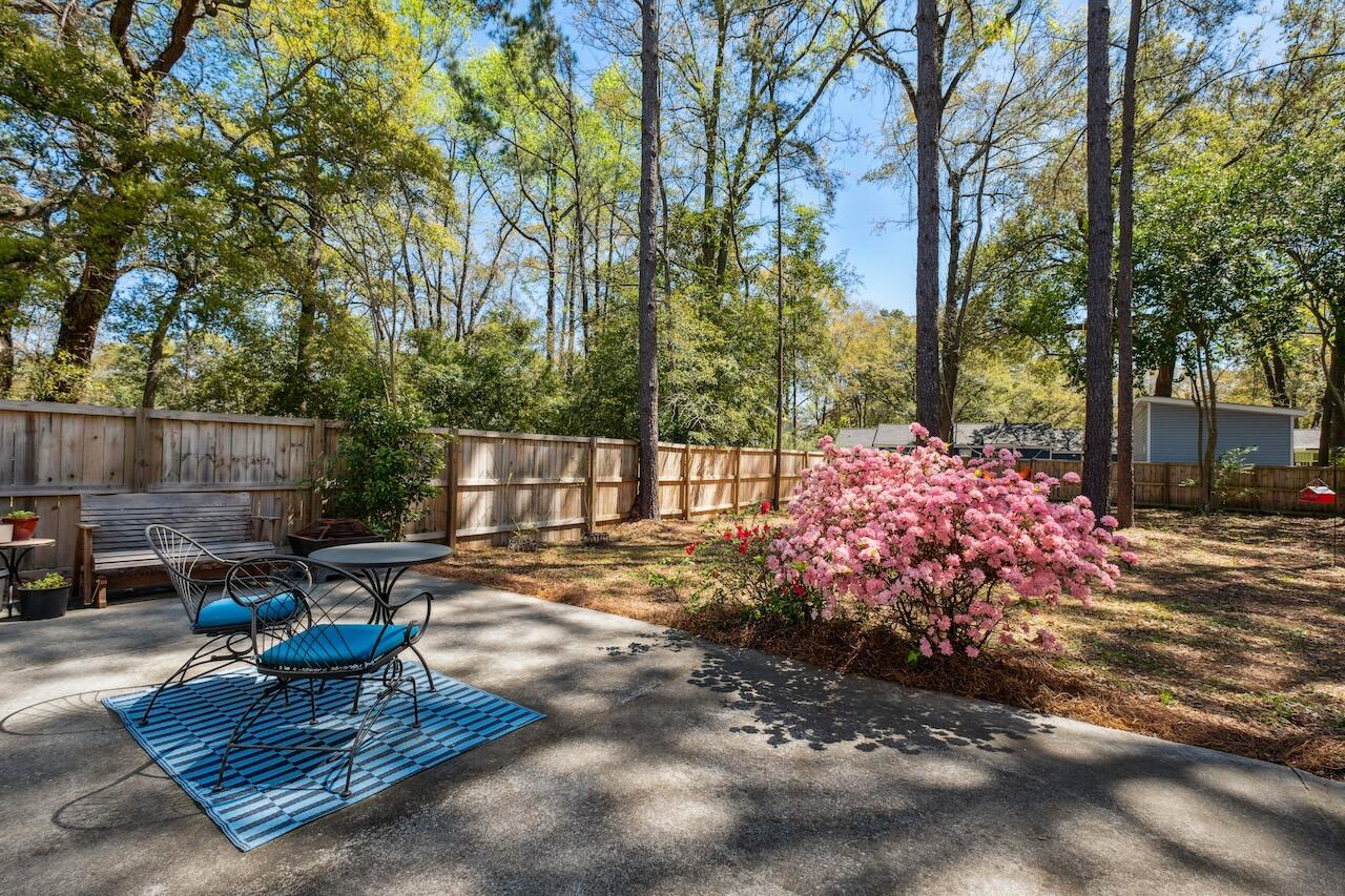 1411 River Front Drive