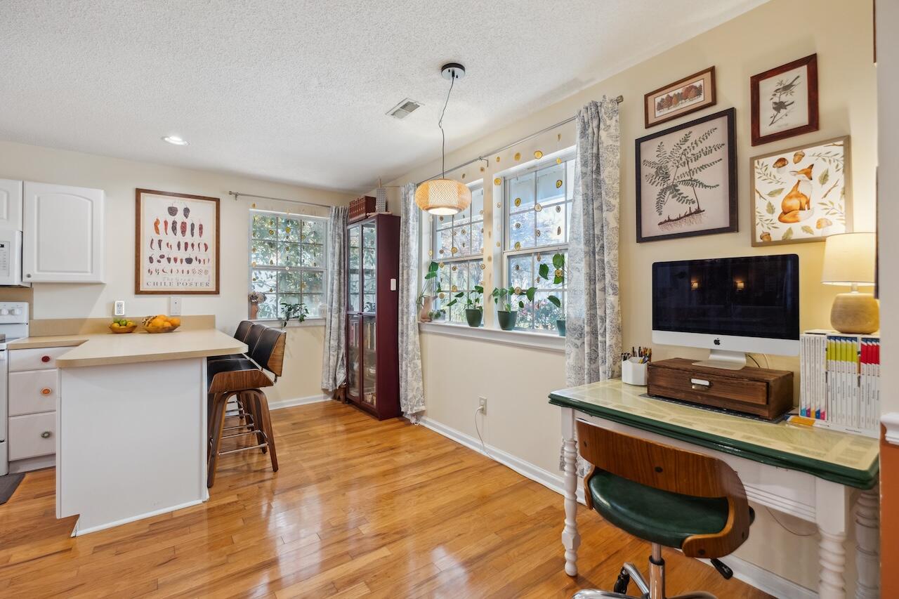 1411 River Front Drive