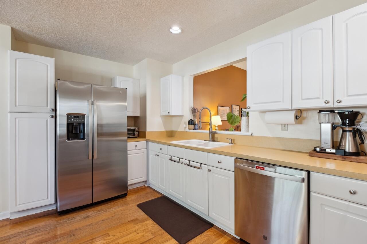 1411 River Front Drive