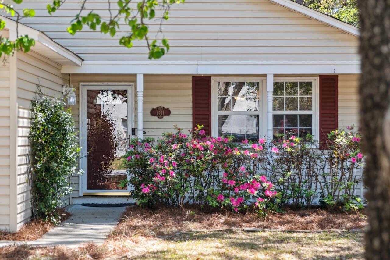1411 River Front Drive