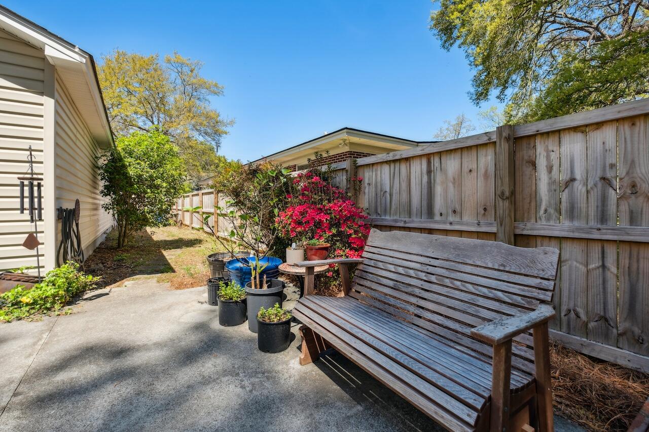1411 River Front Drive