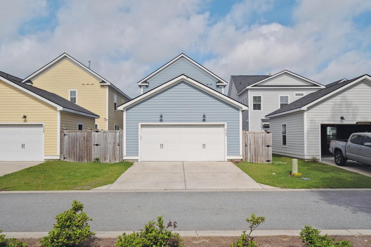 2743 Calico Bass Lane
