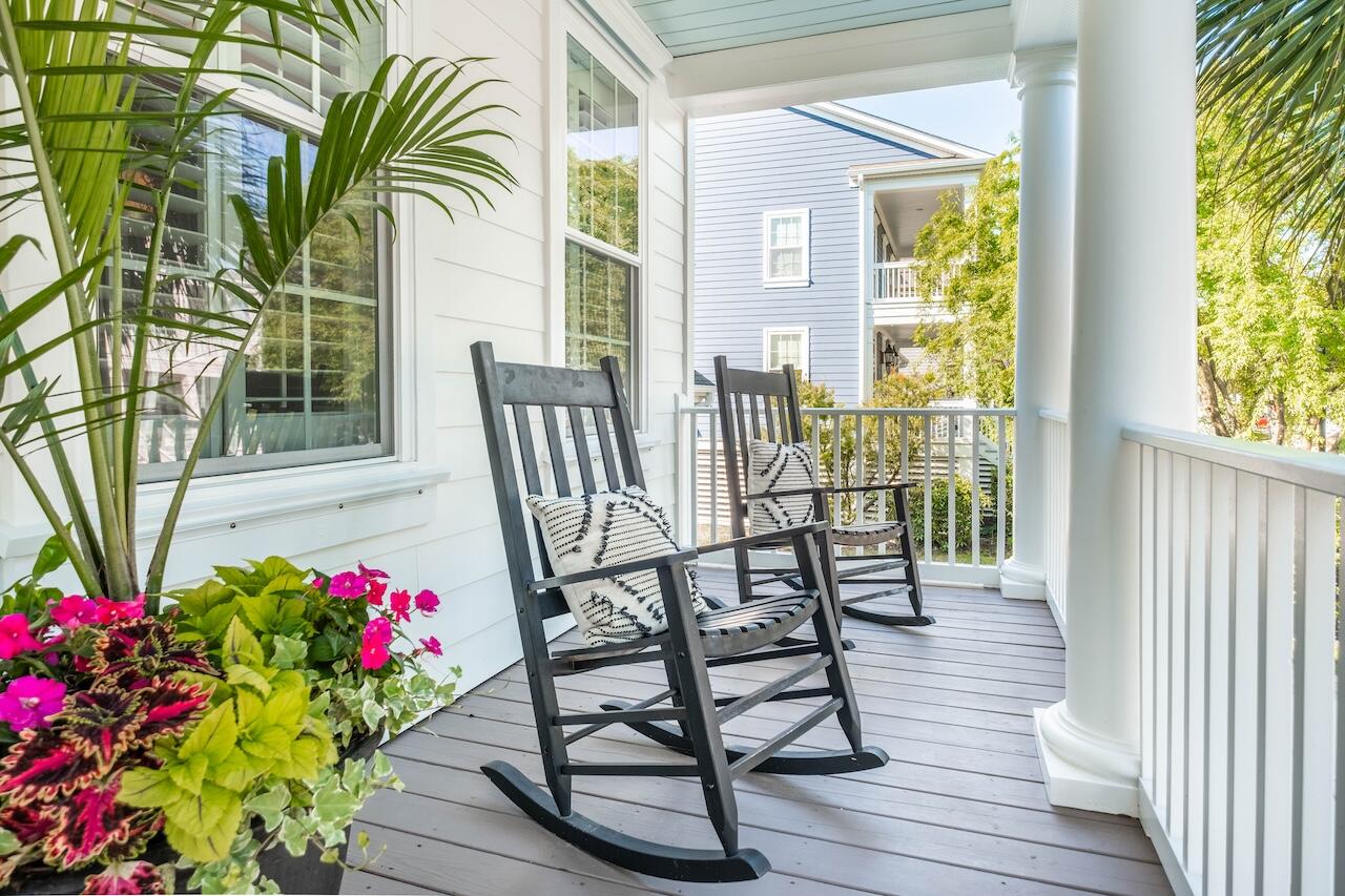 4082 Blackmoor Street