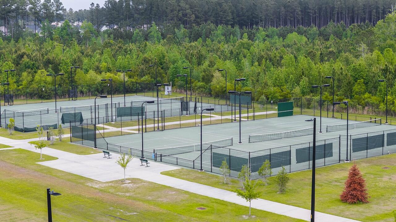 477 Spanish Wells Road