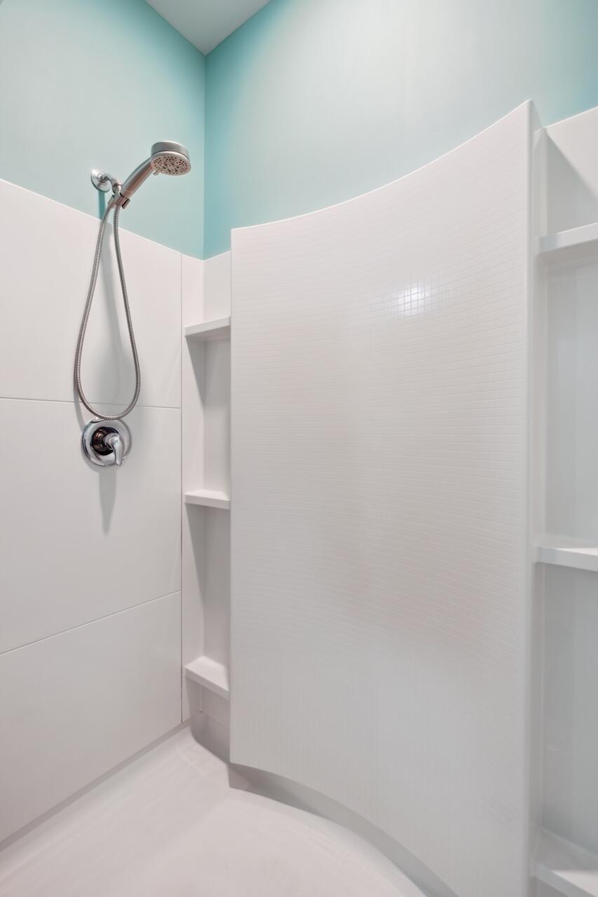 477 Spanish Wells Road