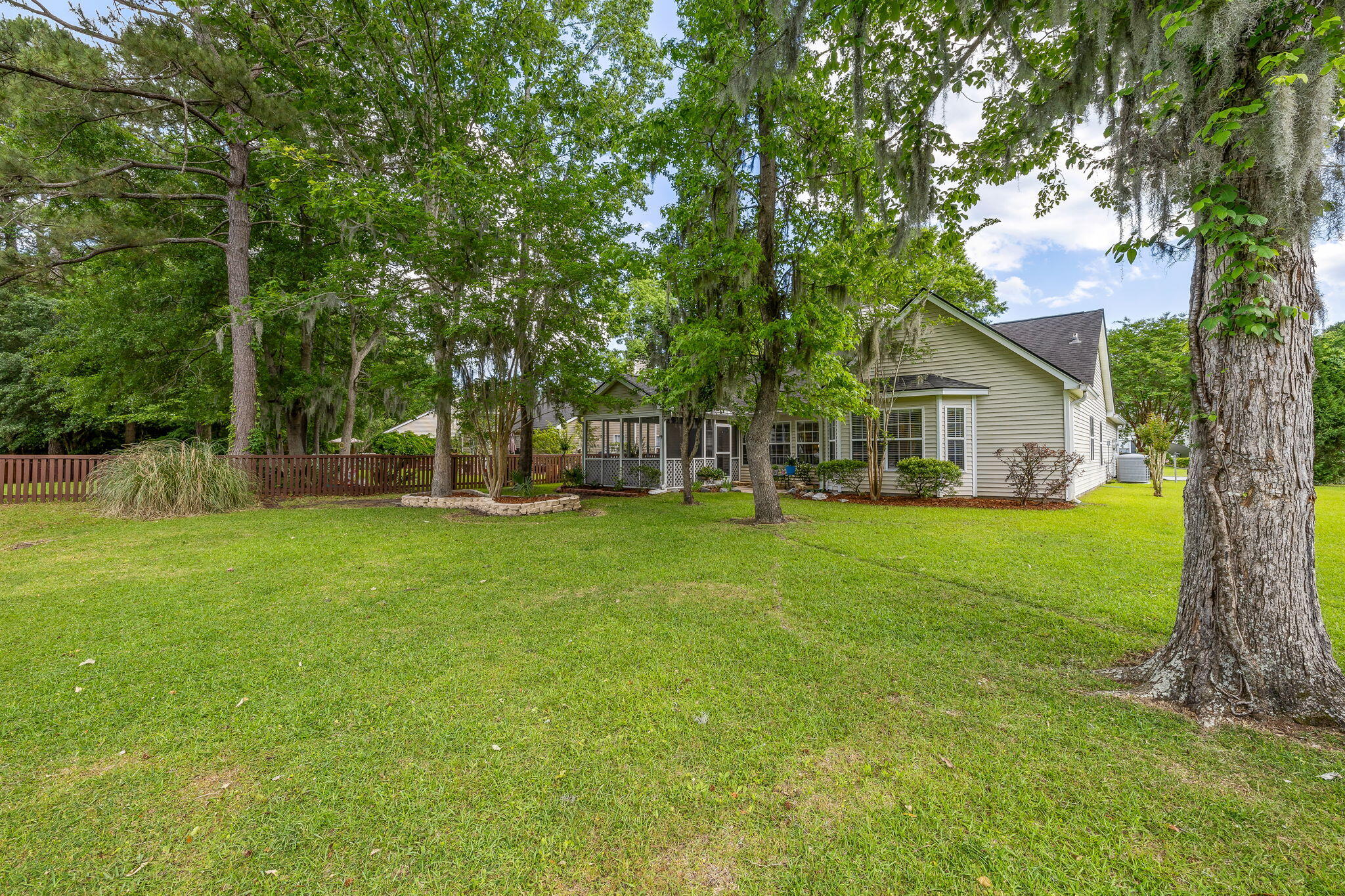 420 Manorwood Lane