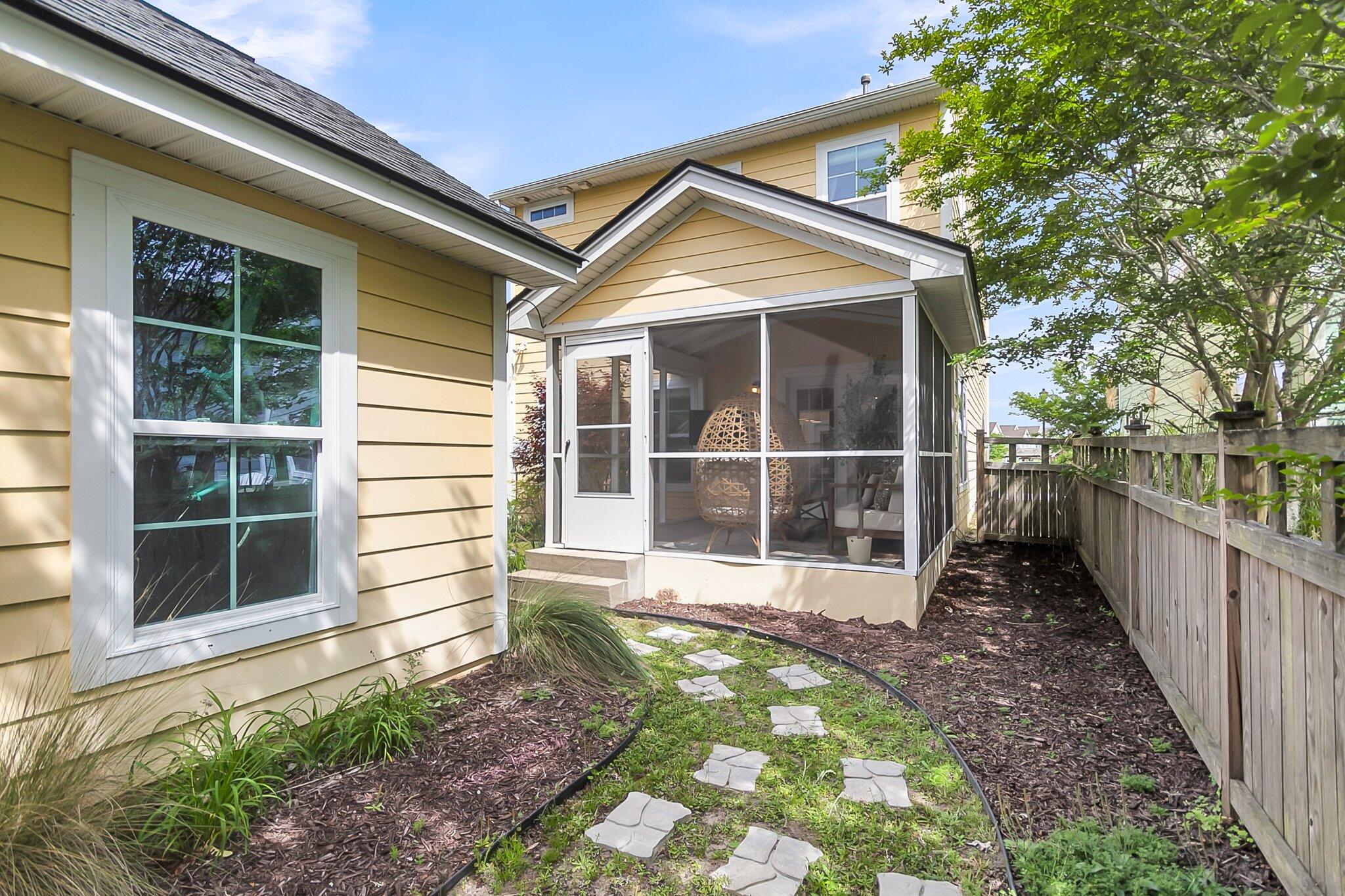 2961 Waterleaf Road