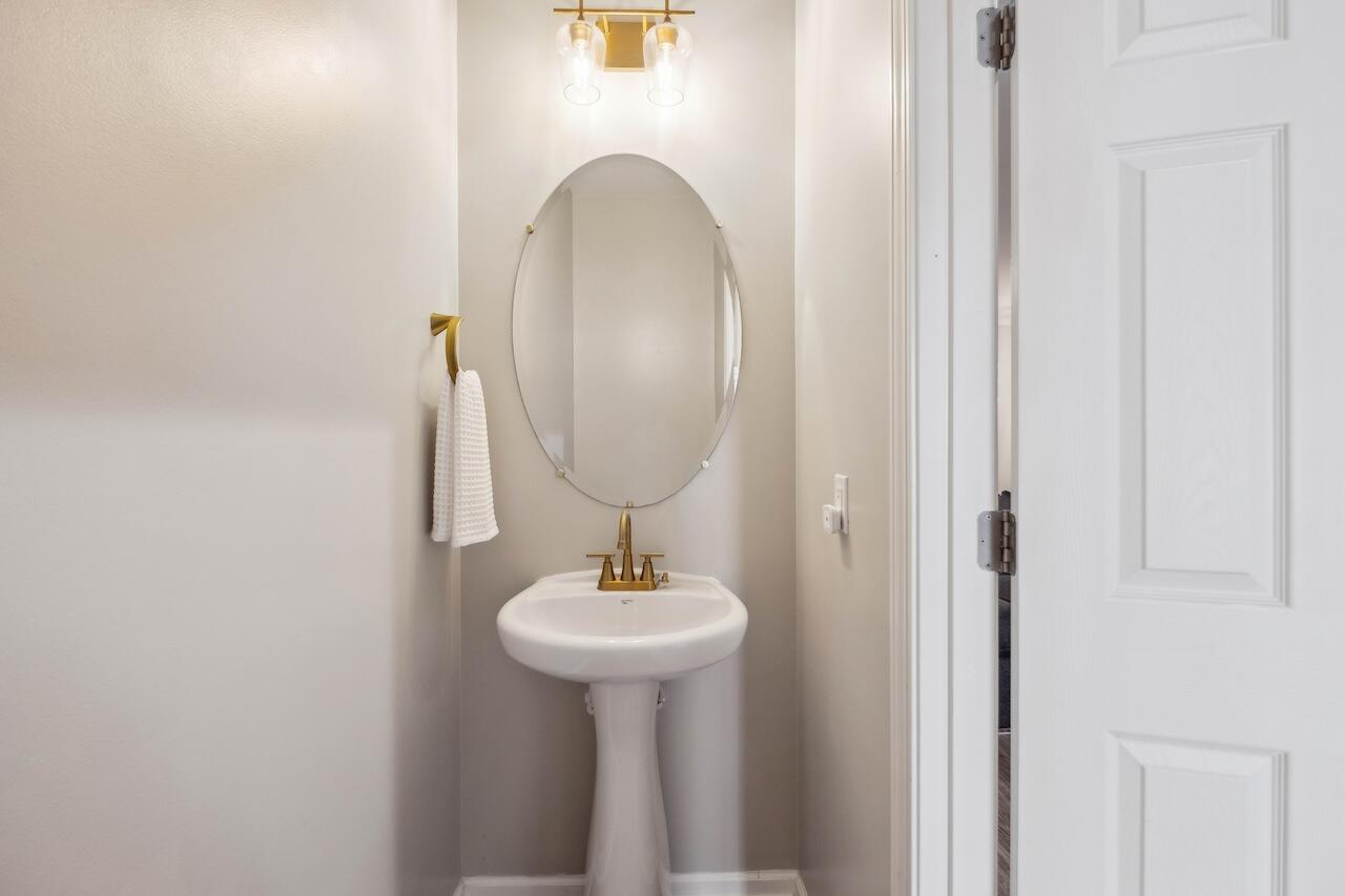 1054 Bennington Drive