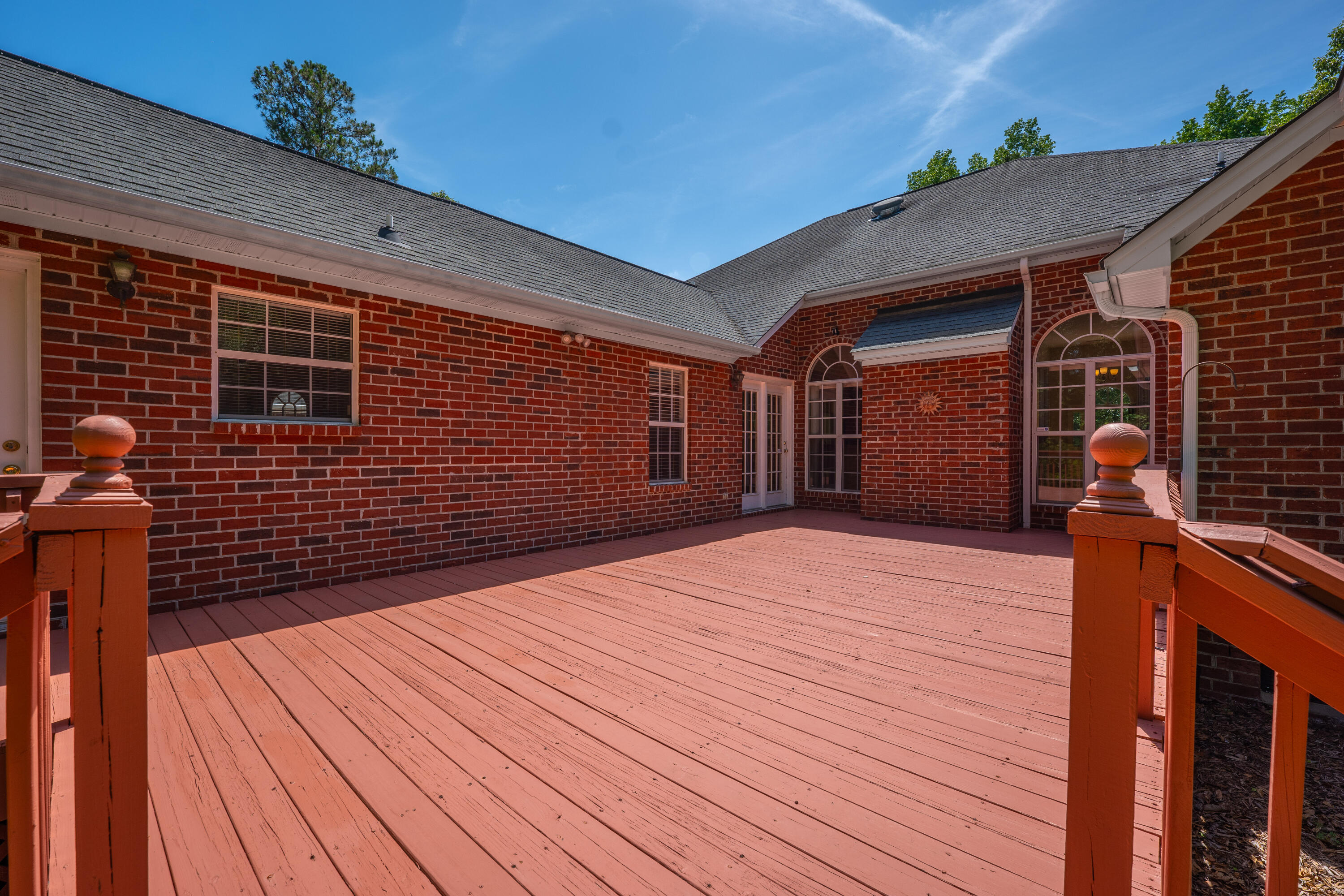 121 Arrowridge Court