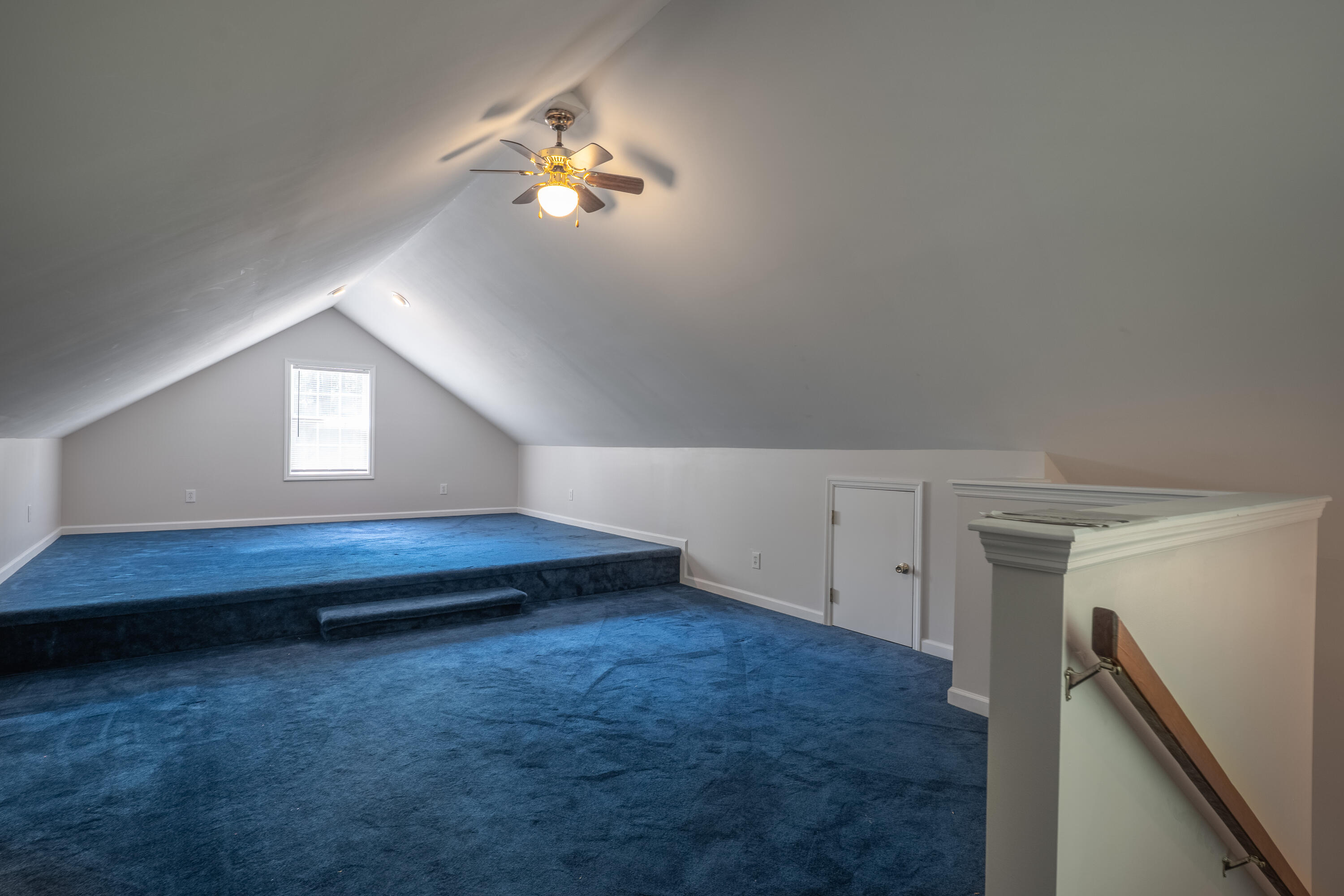 121 Arrowridge Court