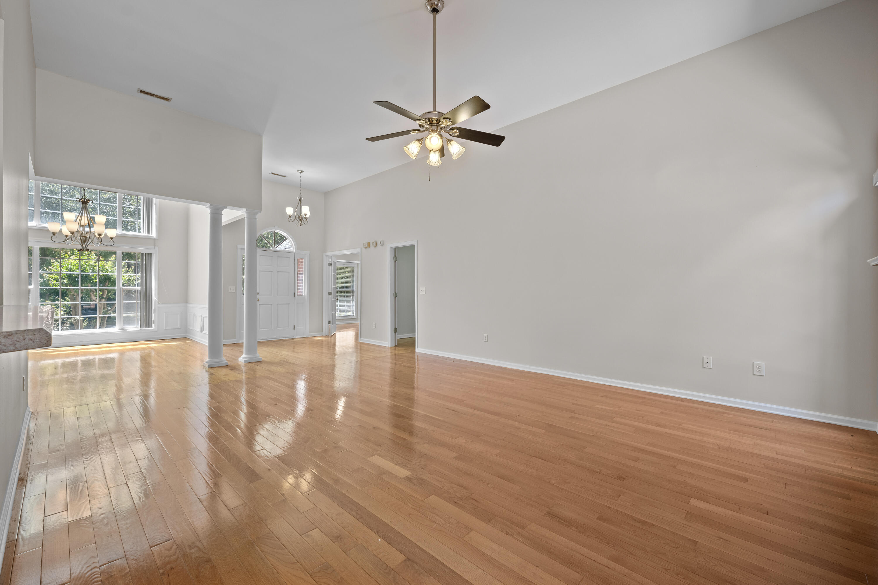 121 Arrowridge Court