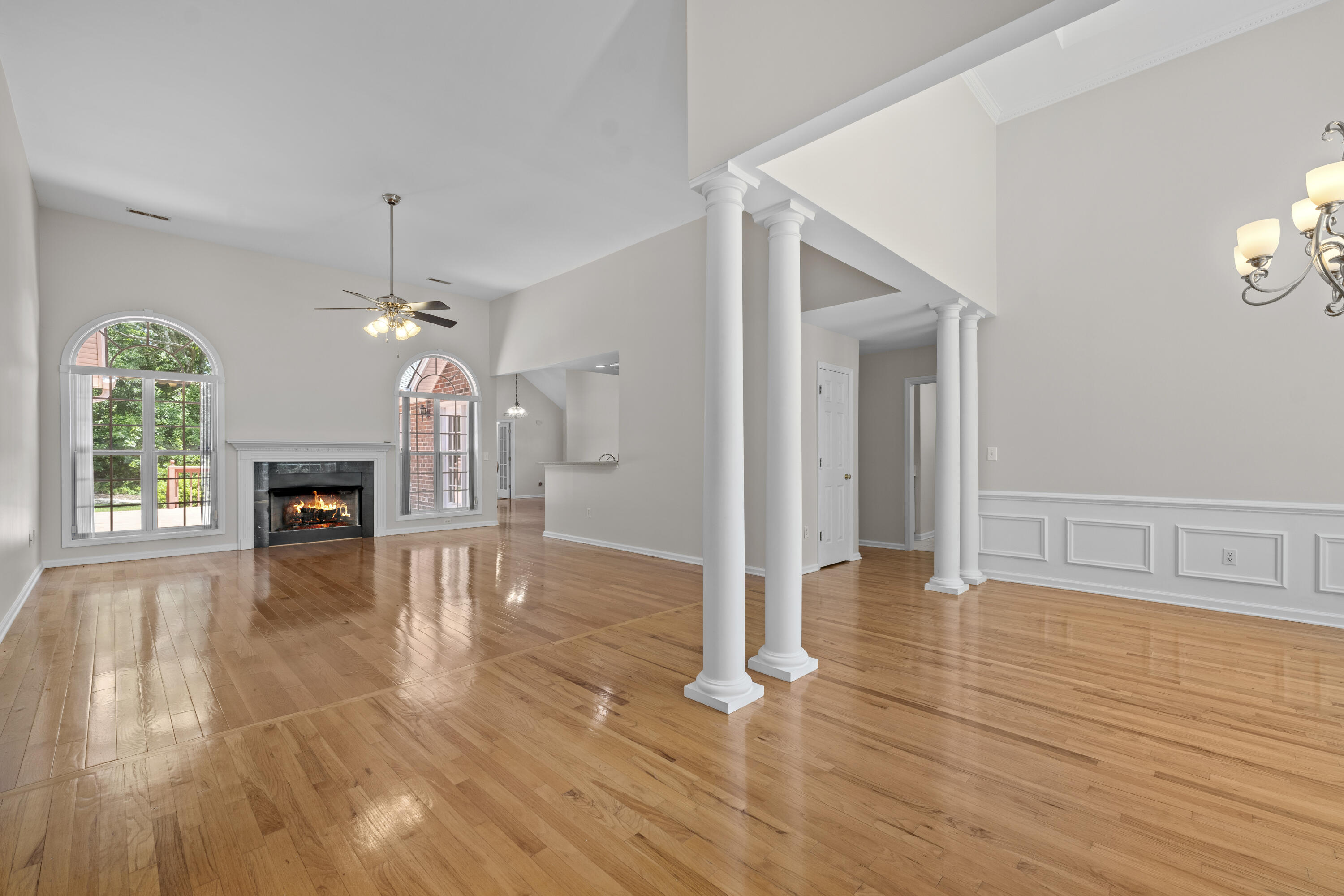121 Arrowridge Court