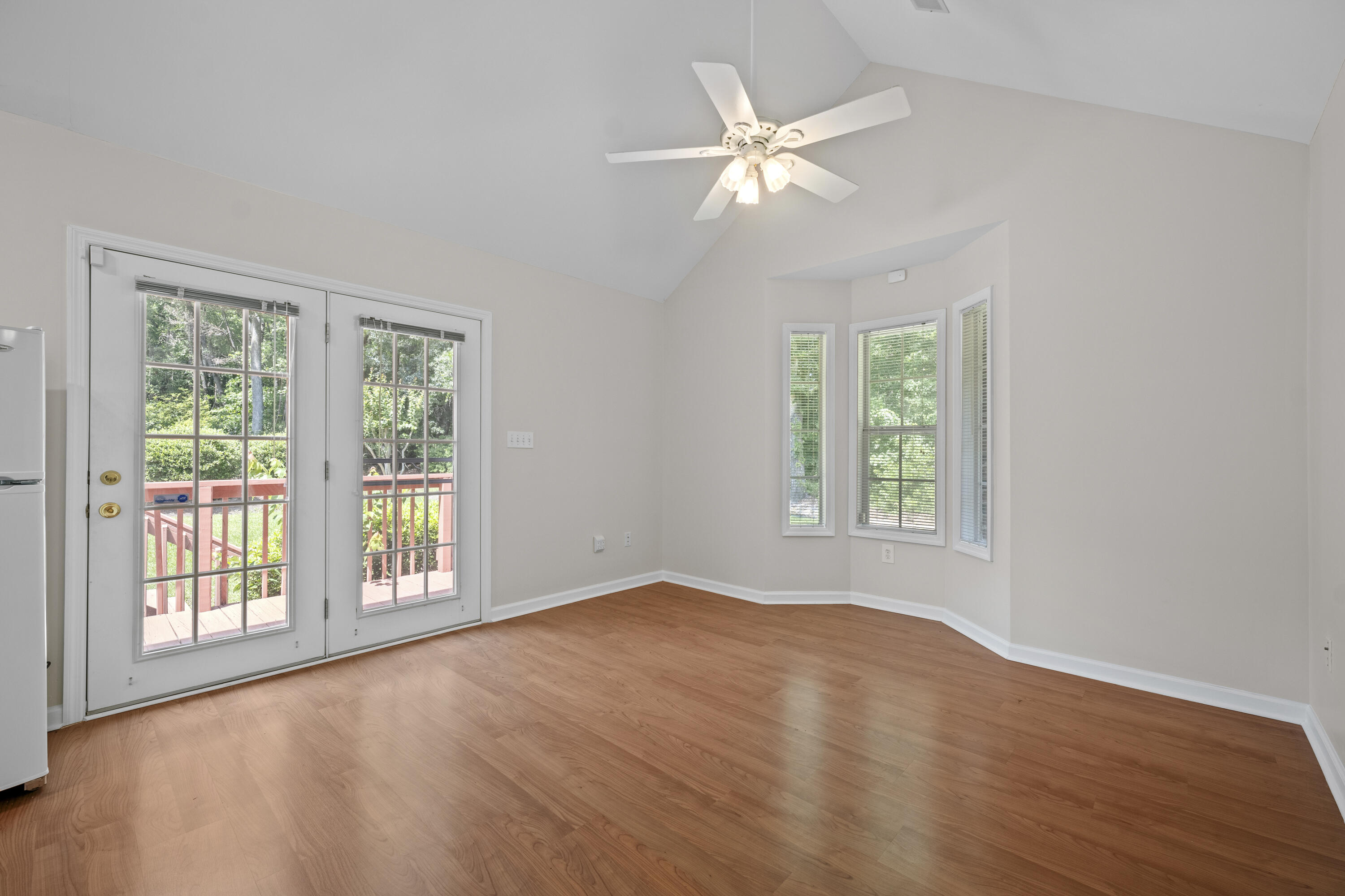 121 Arrowridge Court