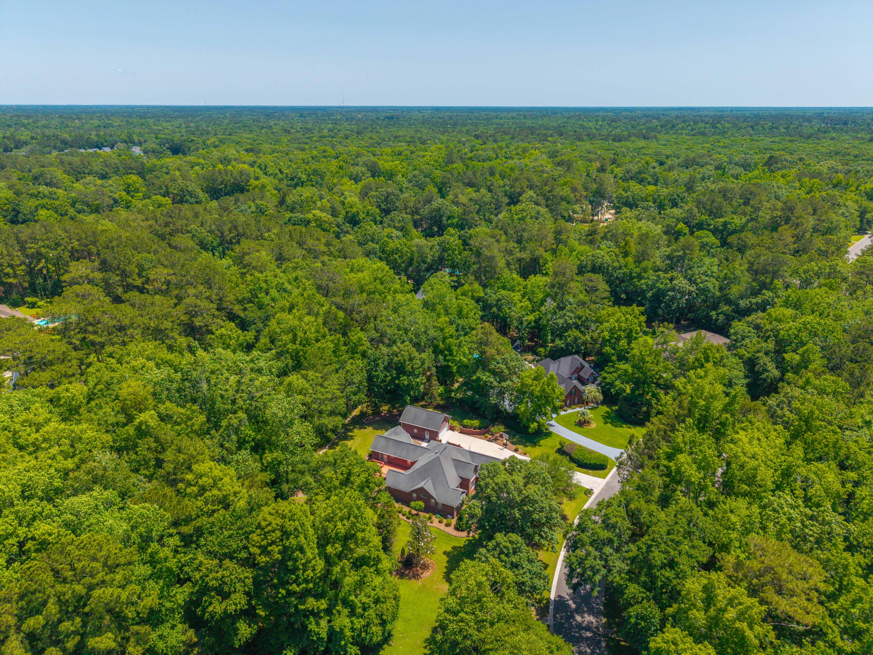 121 Arrowridge Court