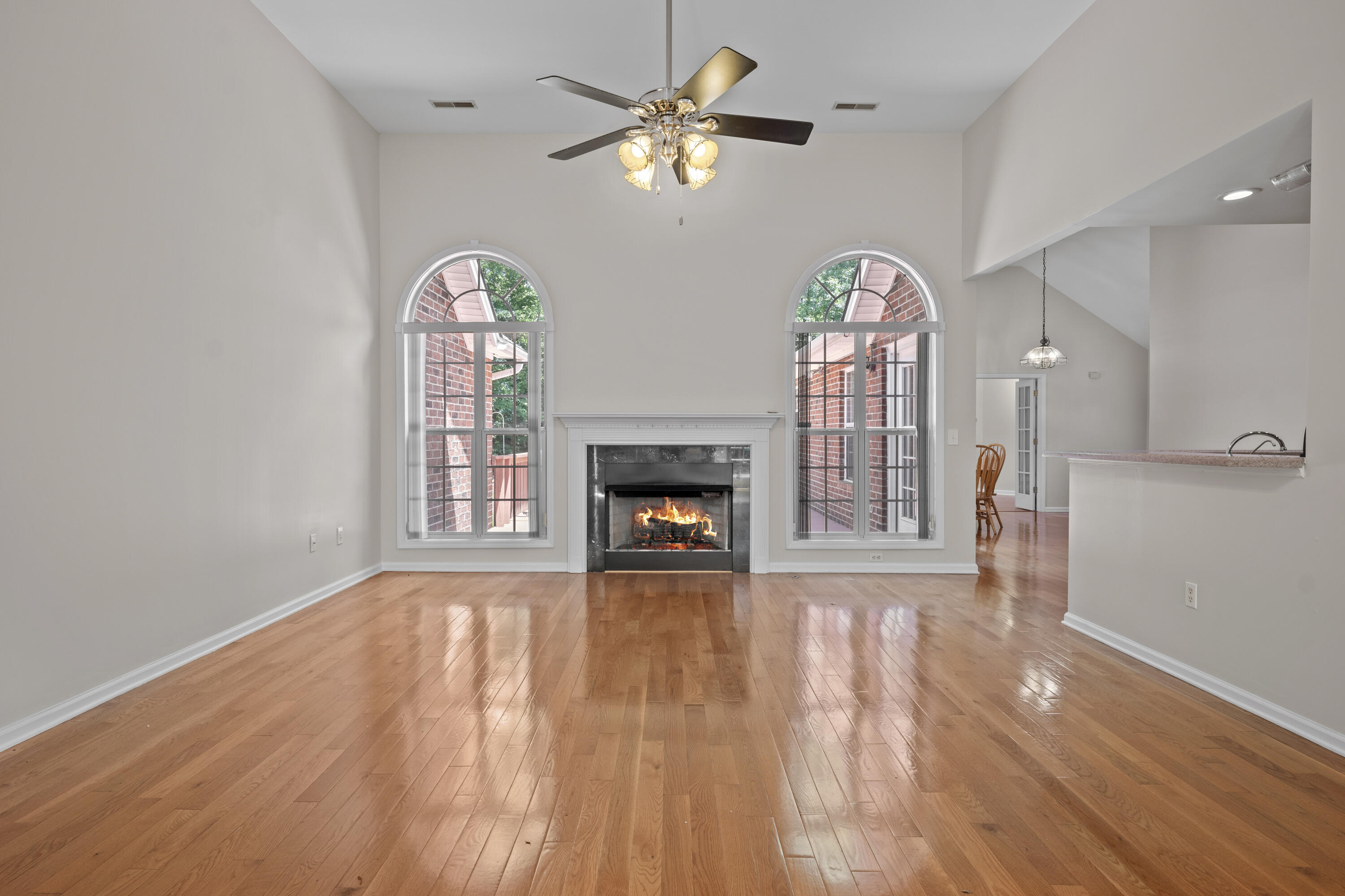 121 Arrowridge Court