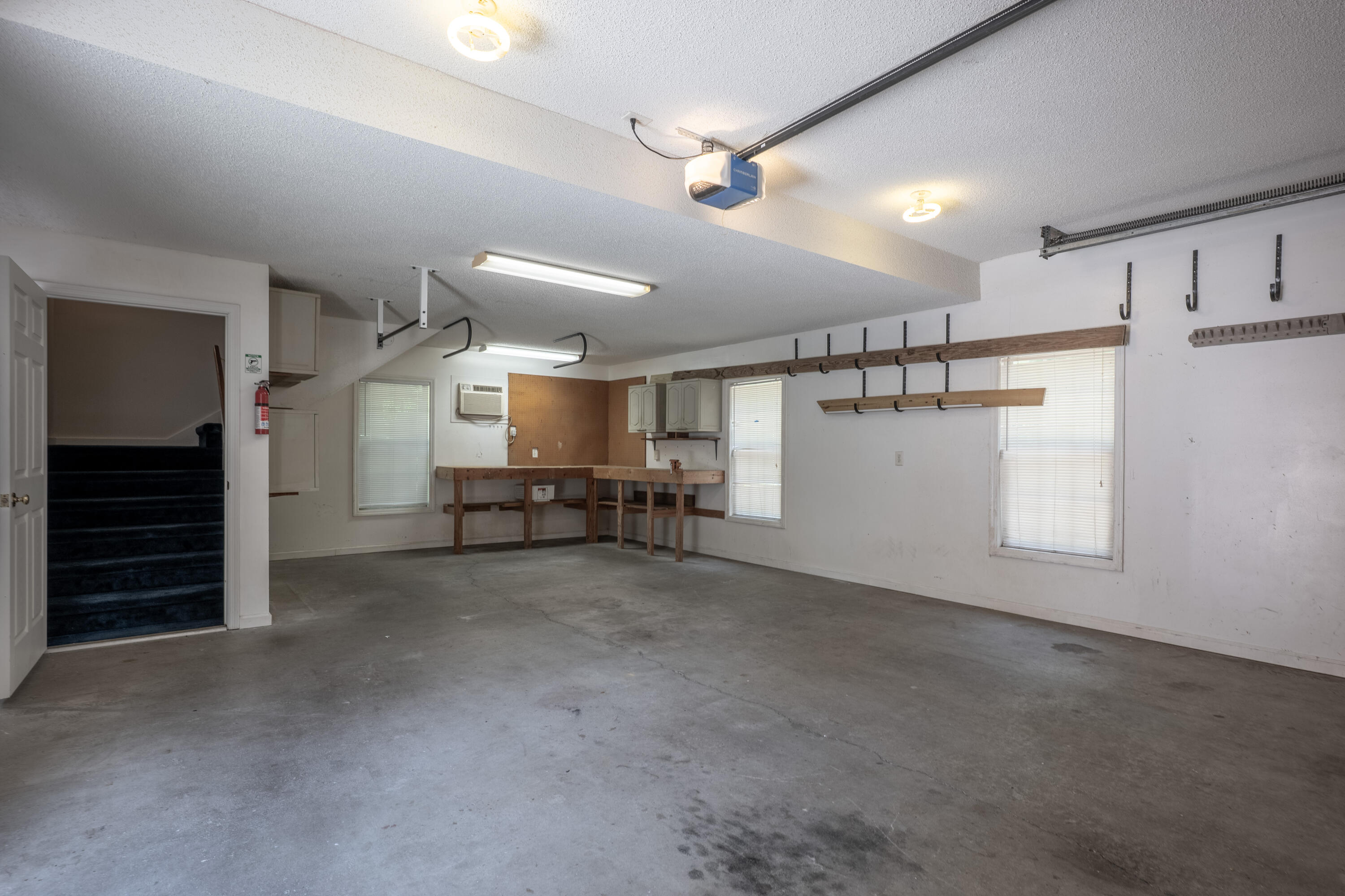 121 Arrowridge Court