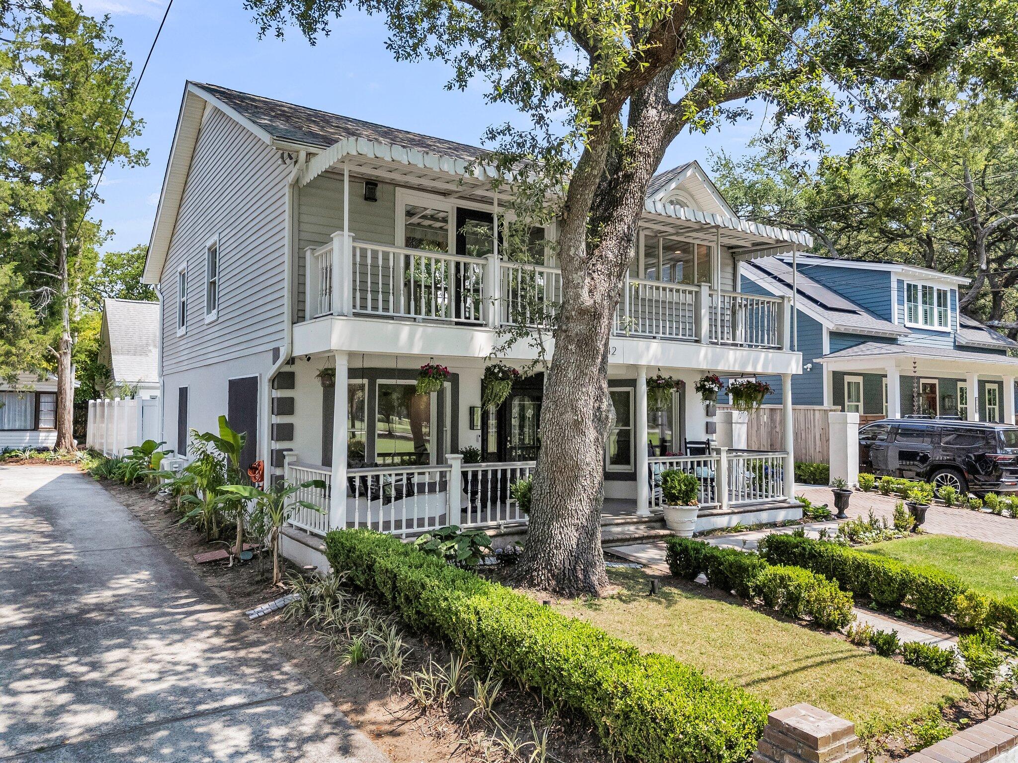 2142 Golfview Drive