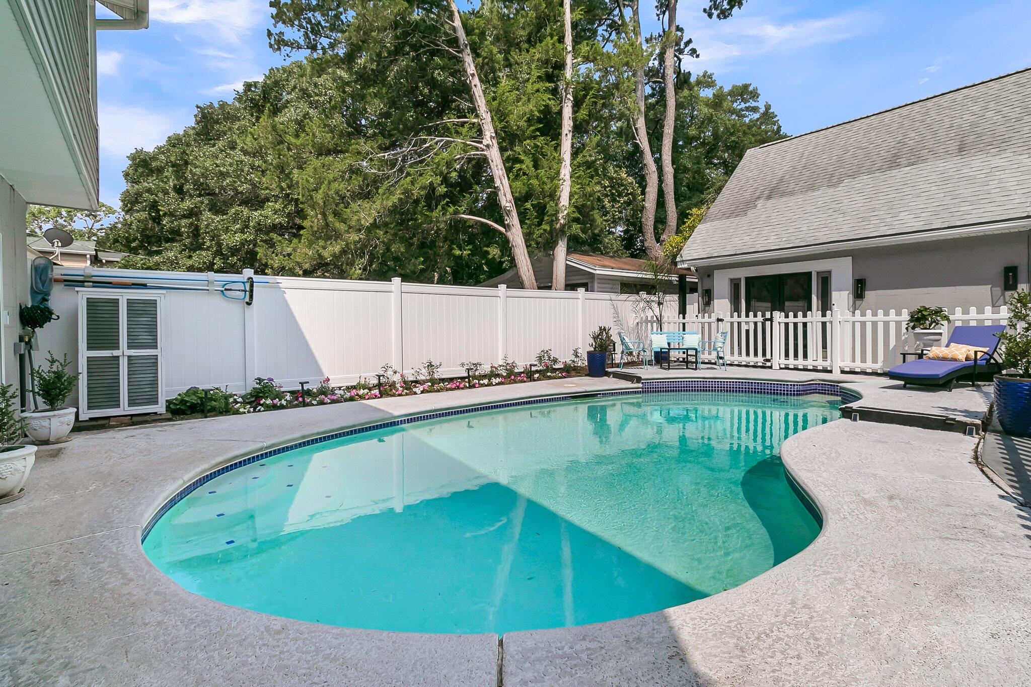 2142 Golfview Drive