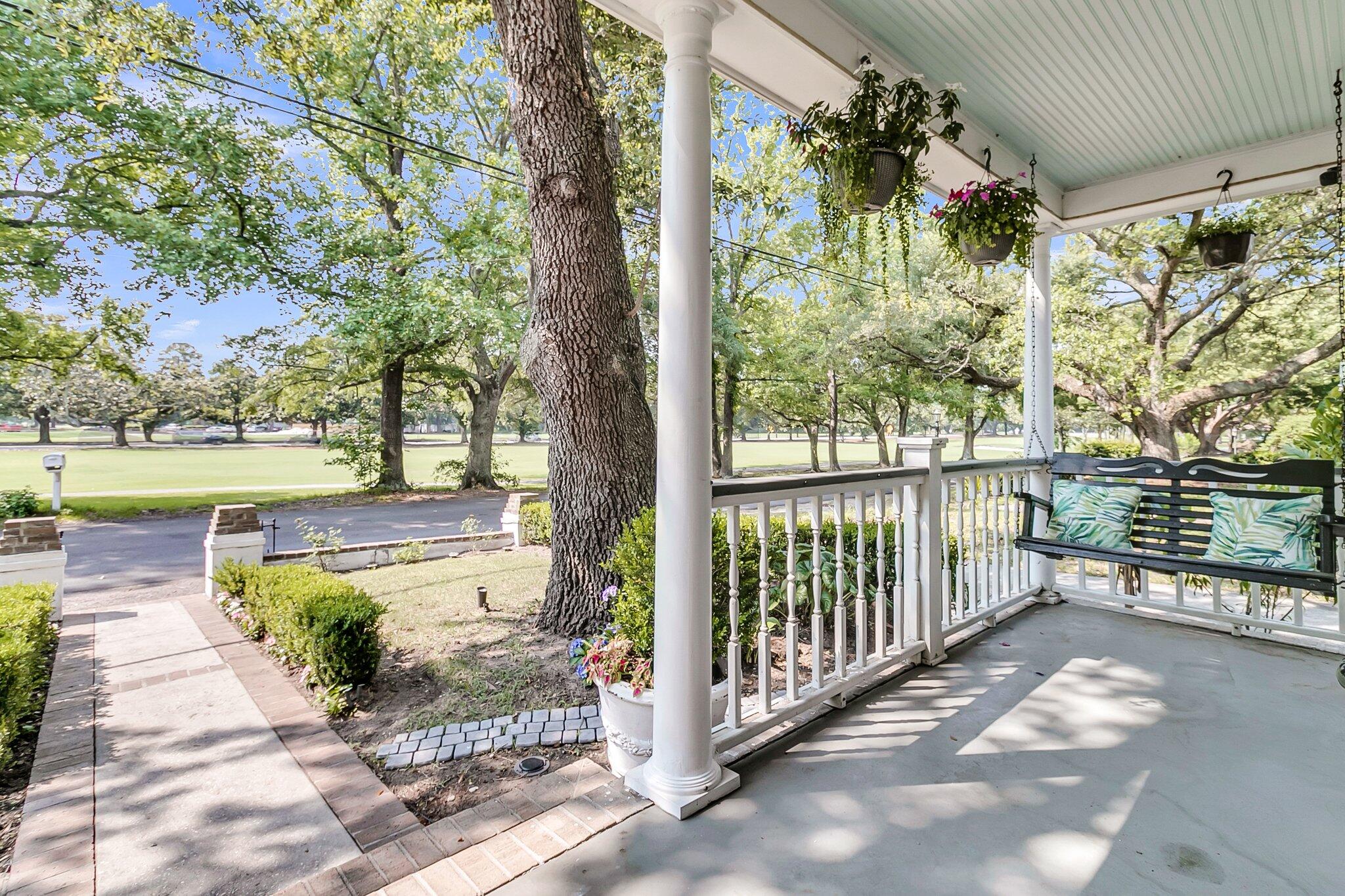 2142 Golfview Drive