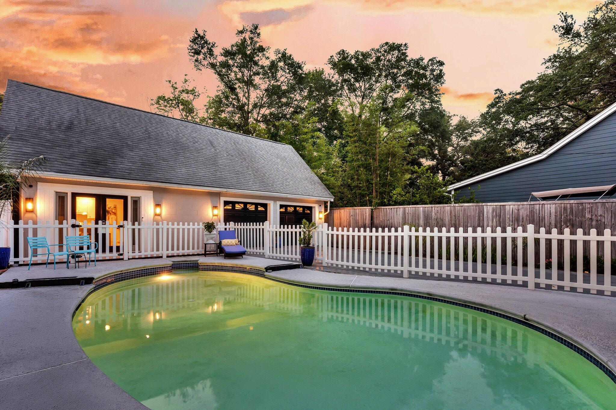 2142 Golfview Drive