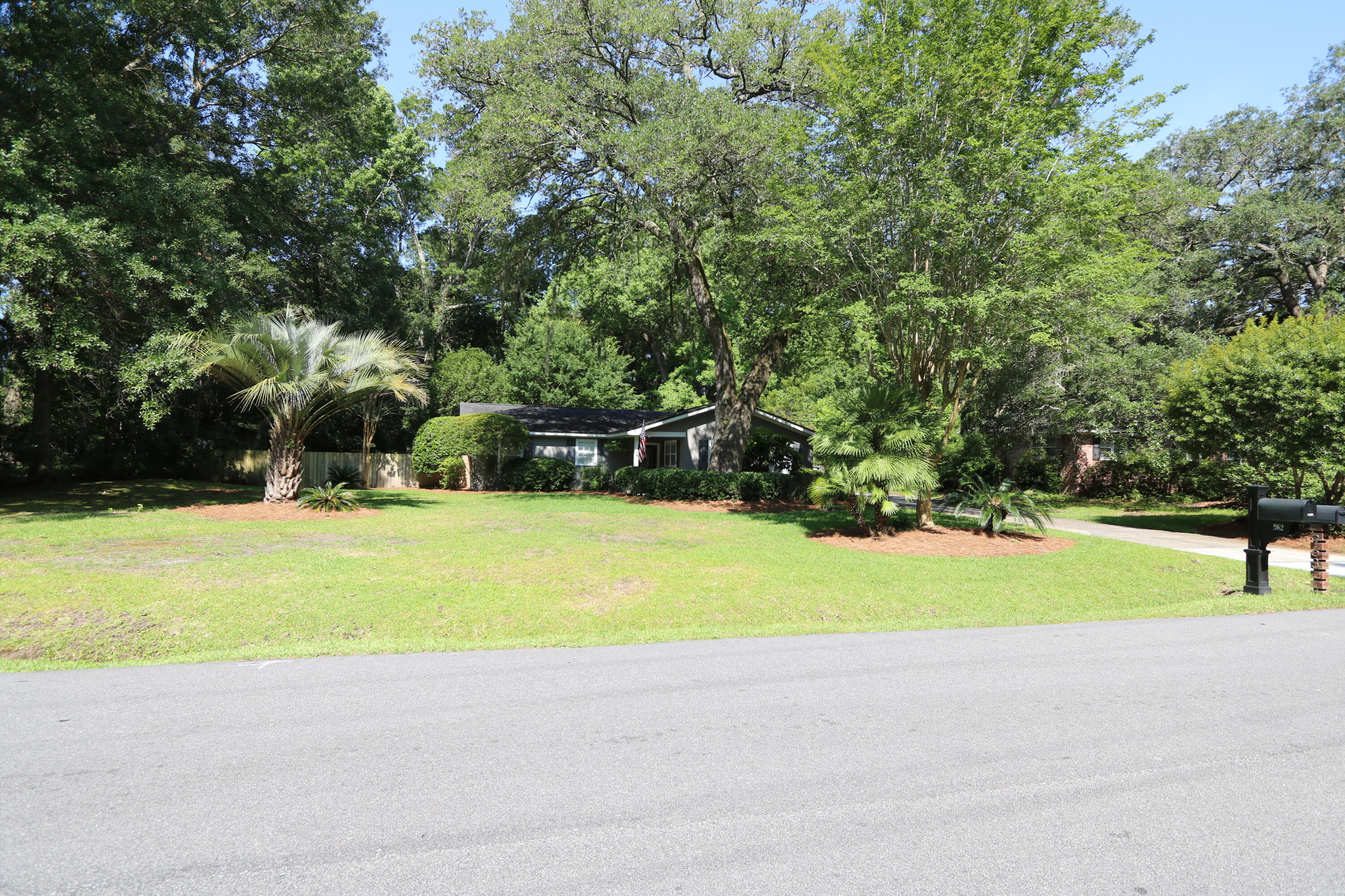 963 Yorktown Drive