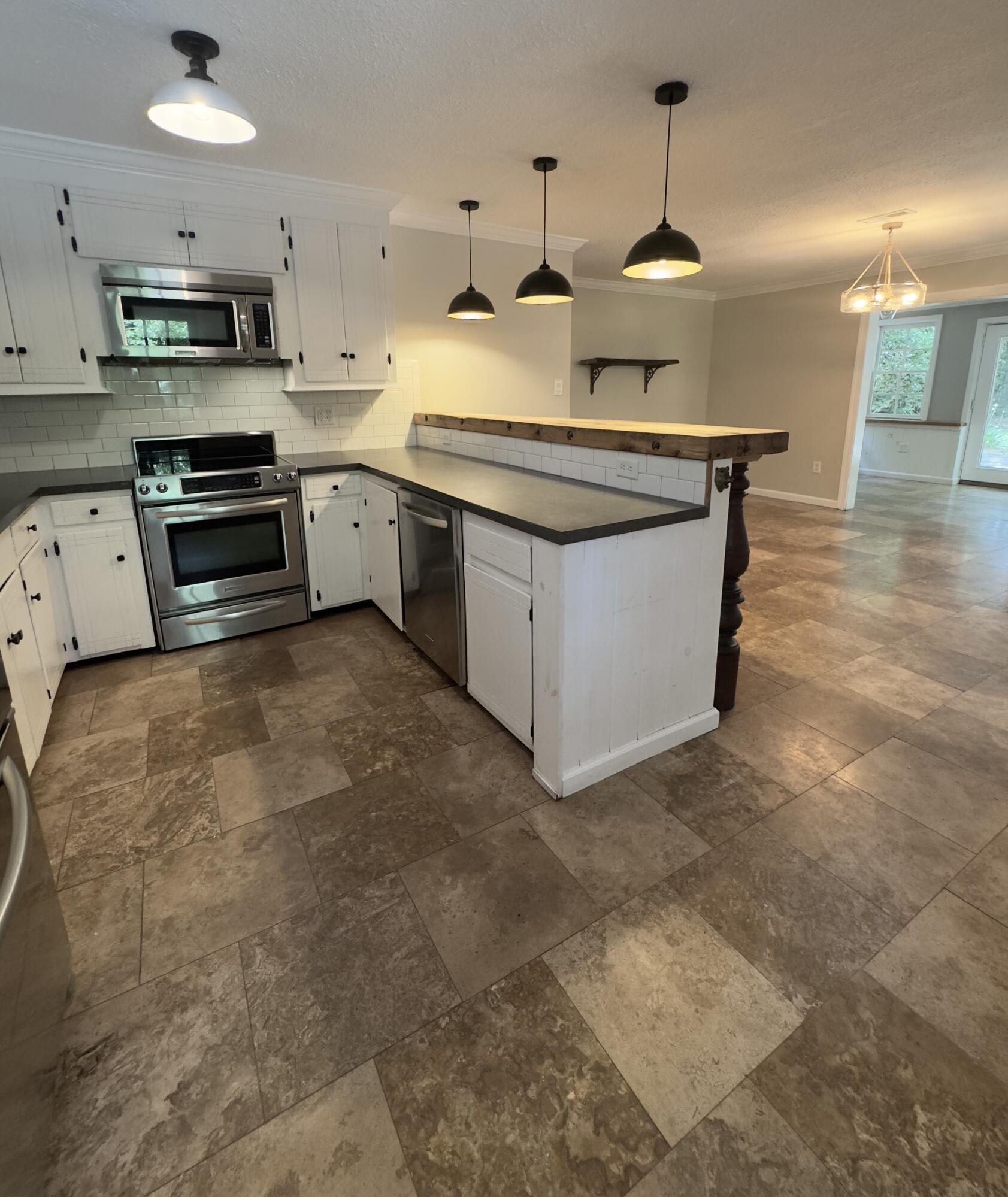 963 Yorktown Drive