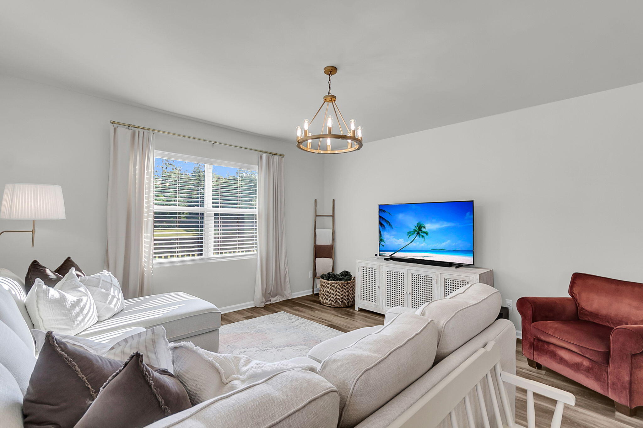 259 W Bradford Pointe Drive