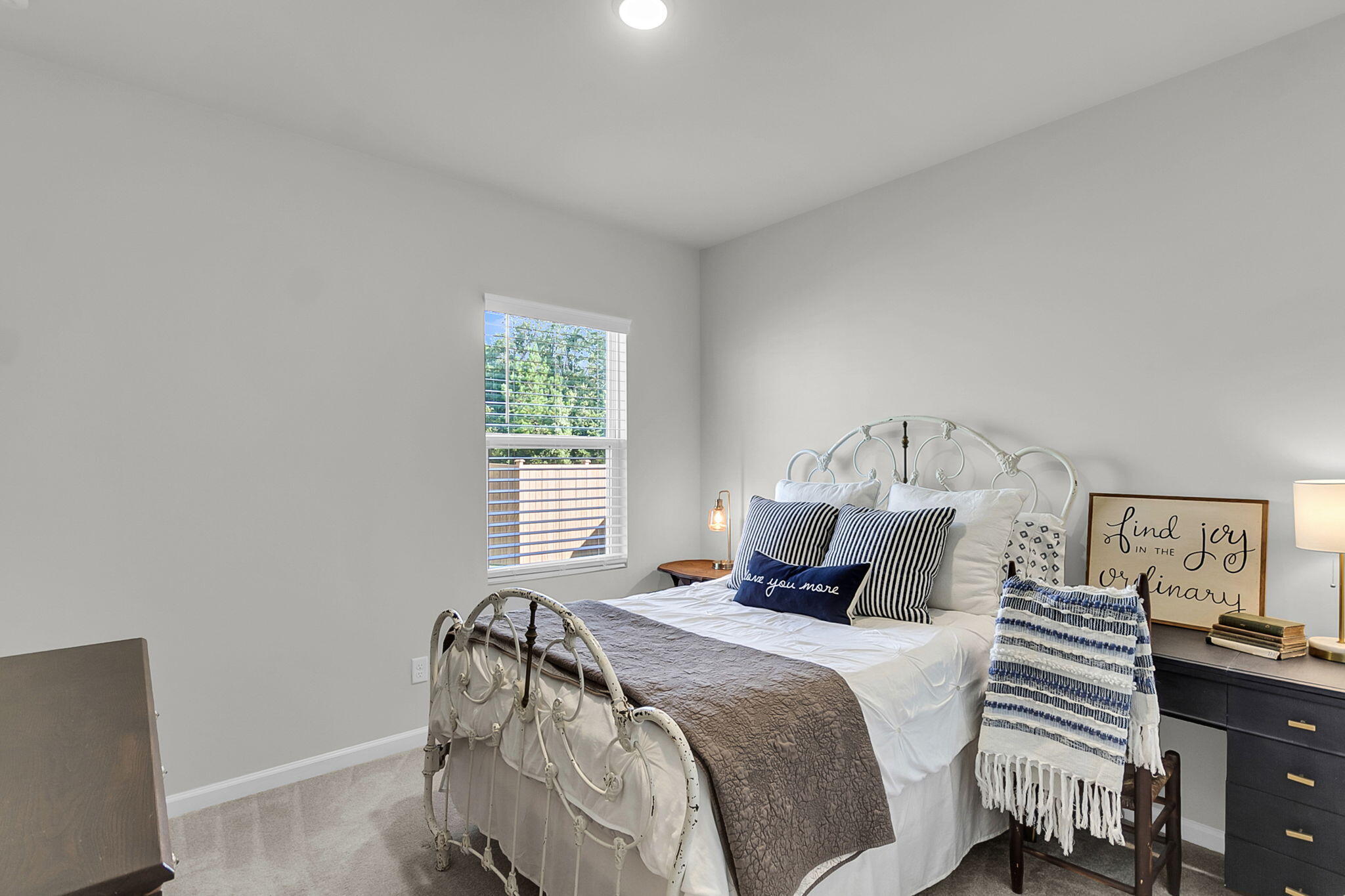 259 W Bradford Pointe Drive