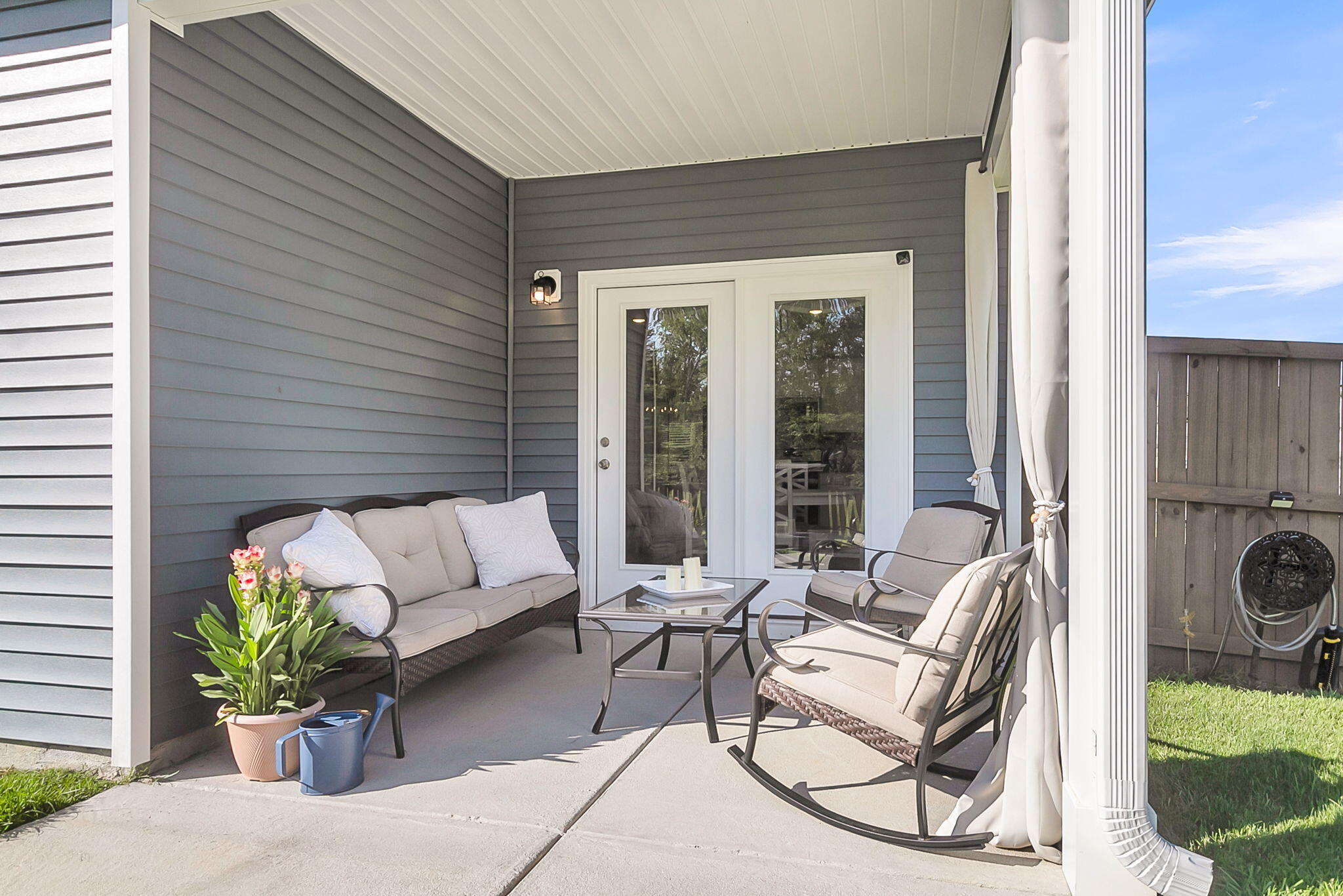 259 W Bradford Pointe Drive