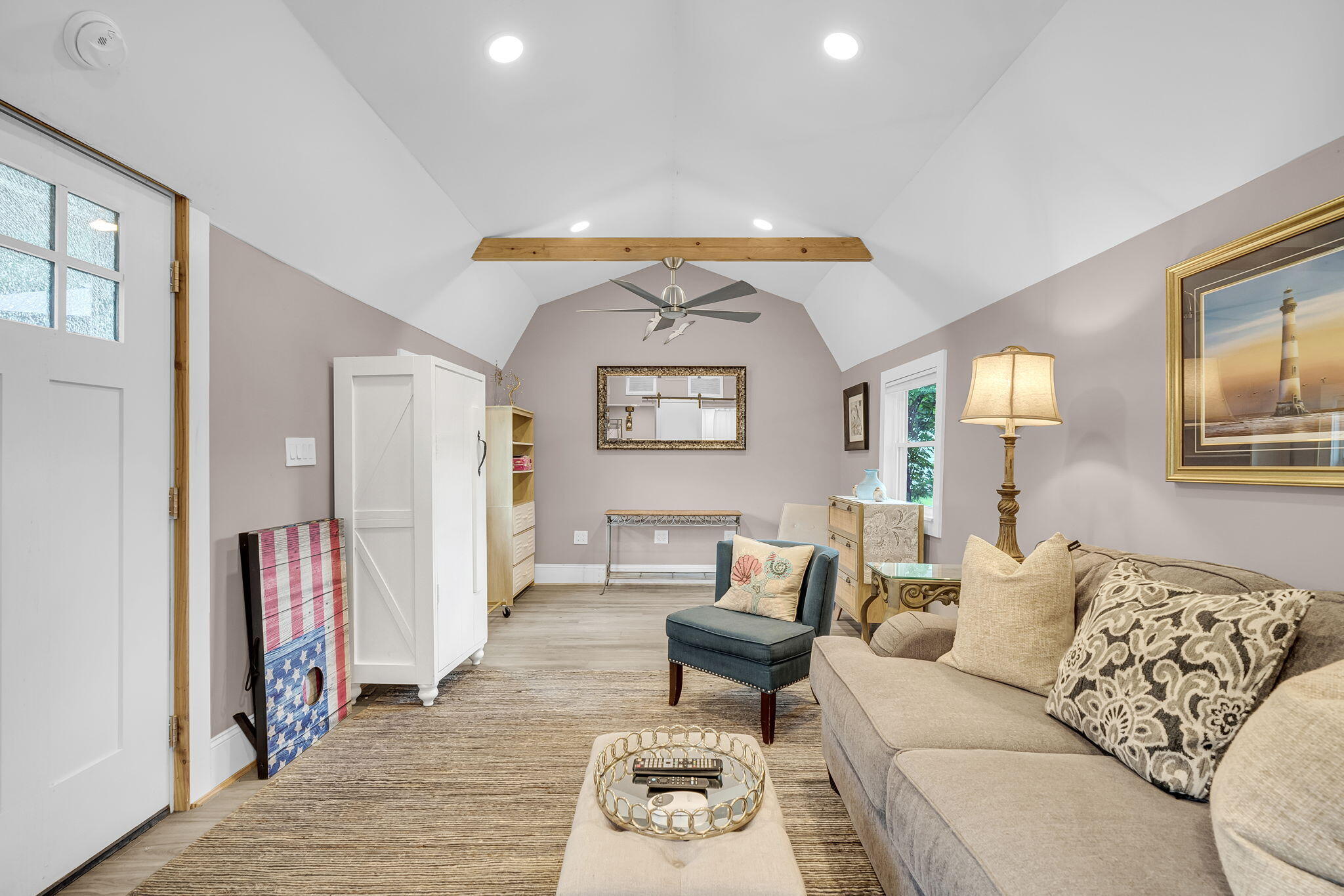 3591 Bayou Road