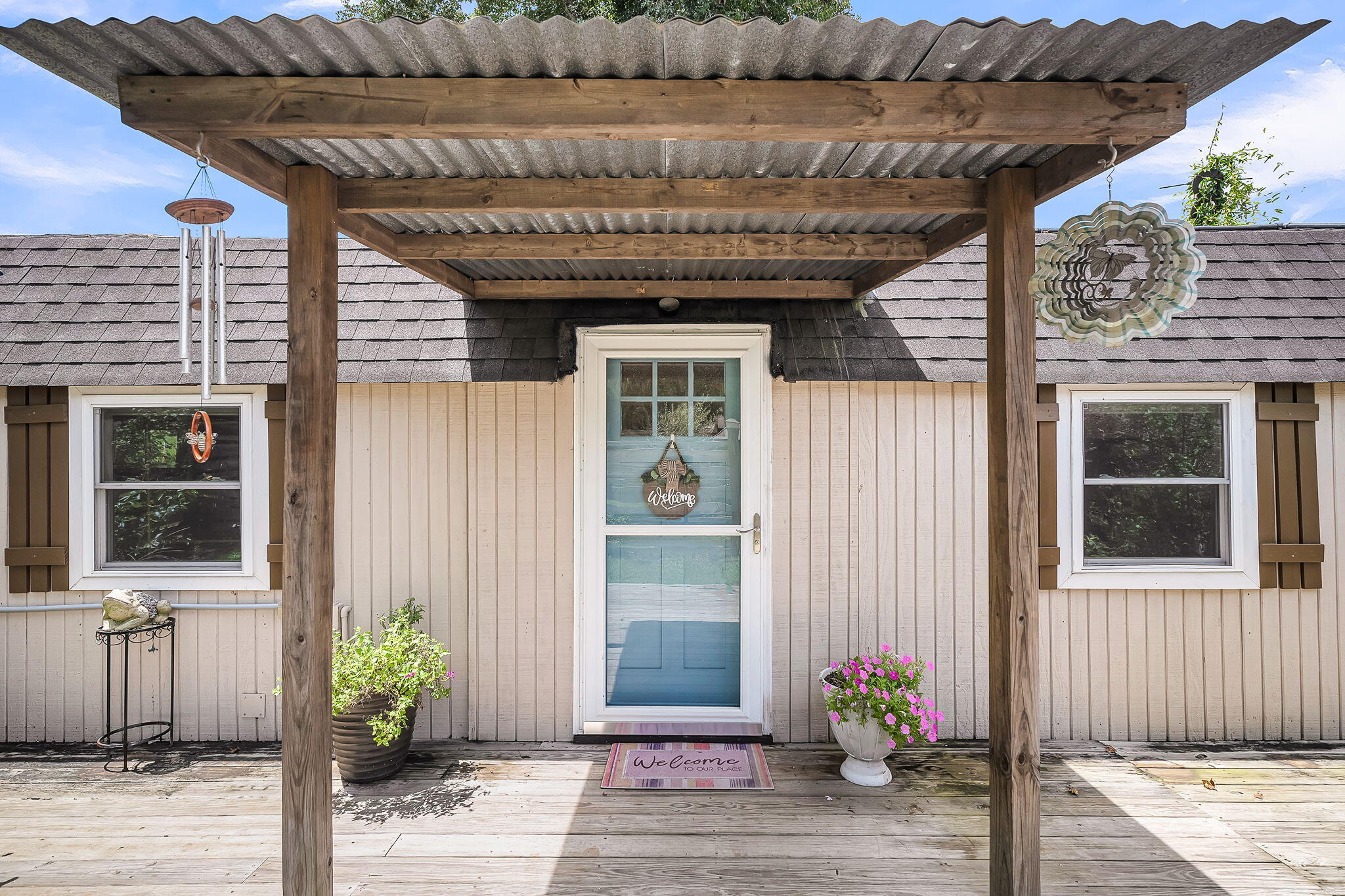 3591 Bayou Road