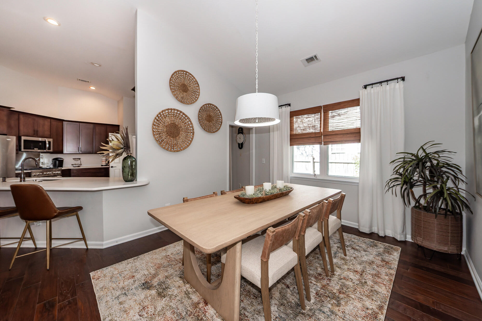 136 Oakbluff Road