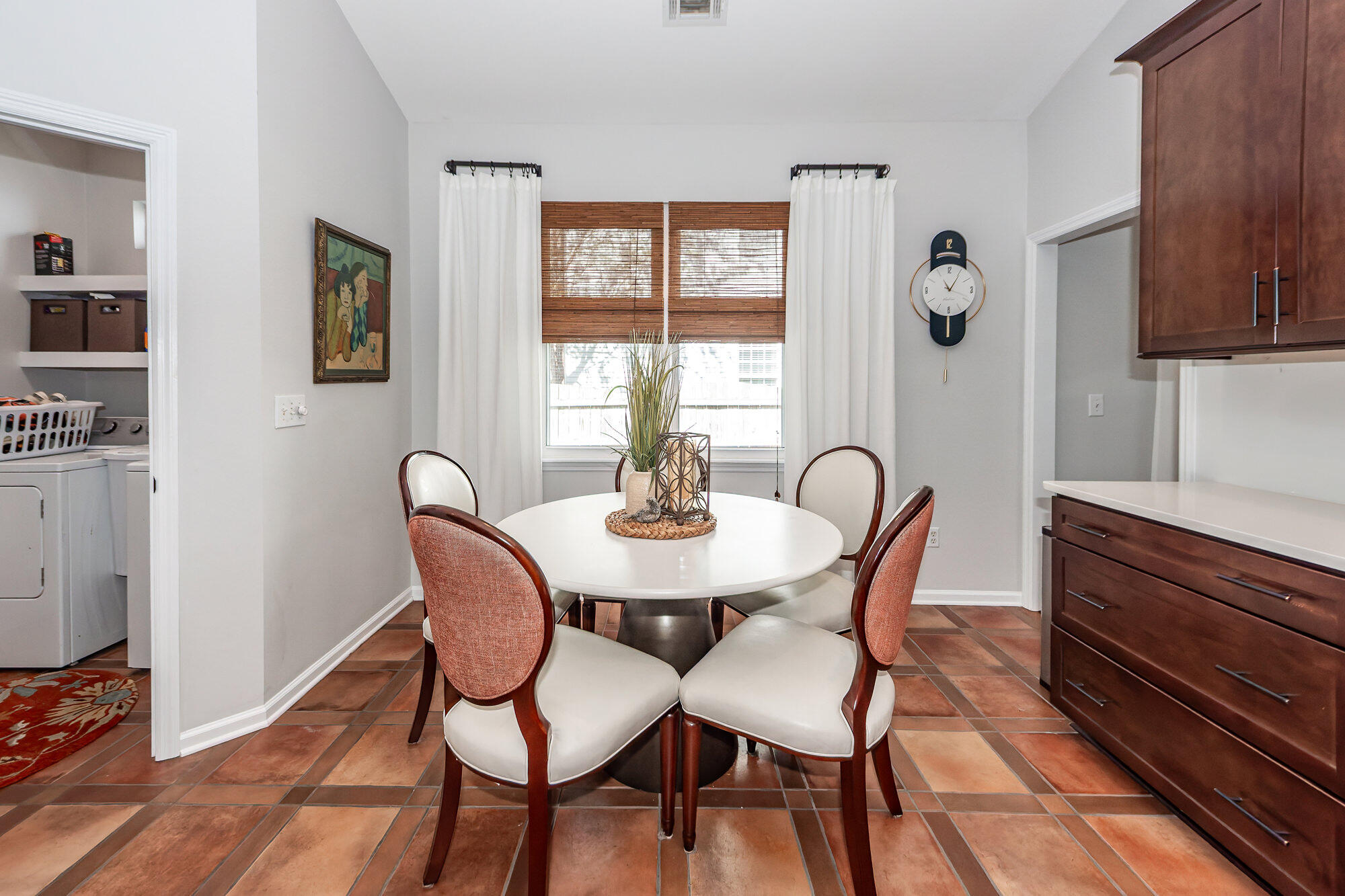 136 Oakbluff Road