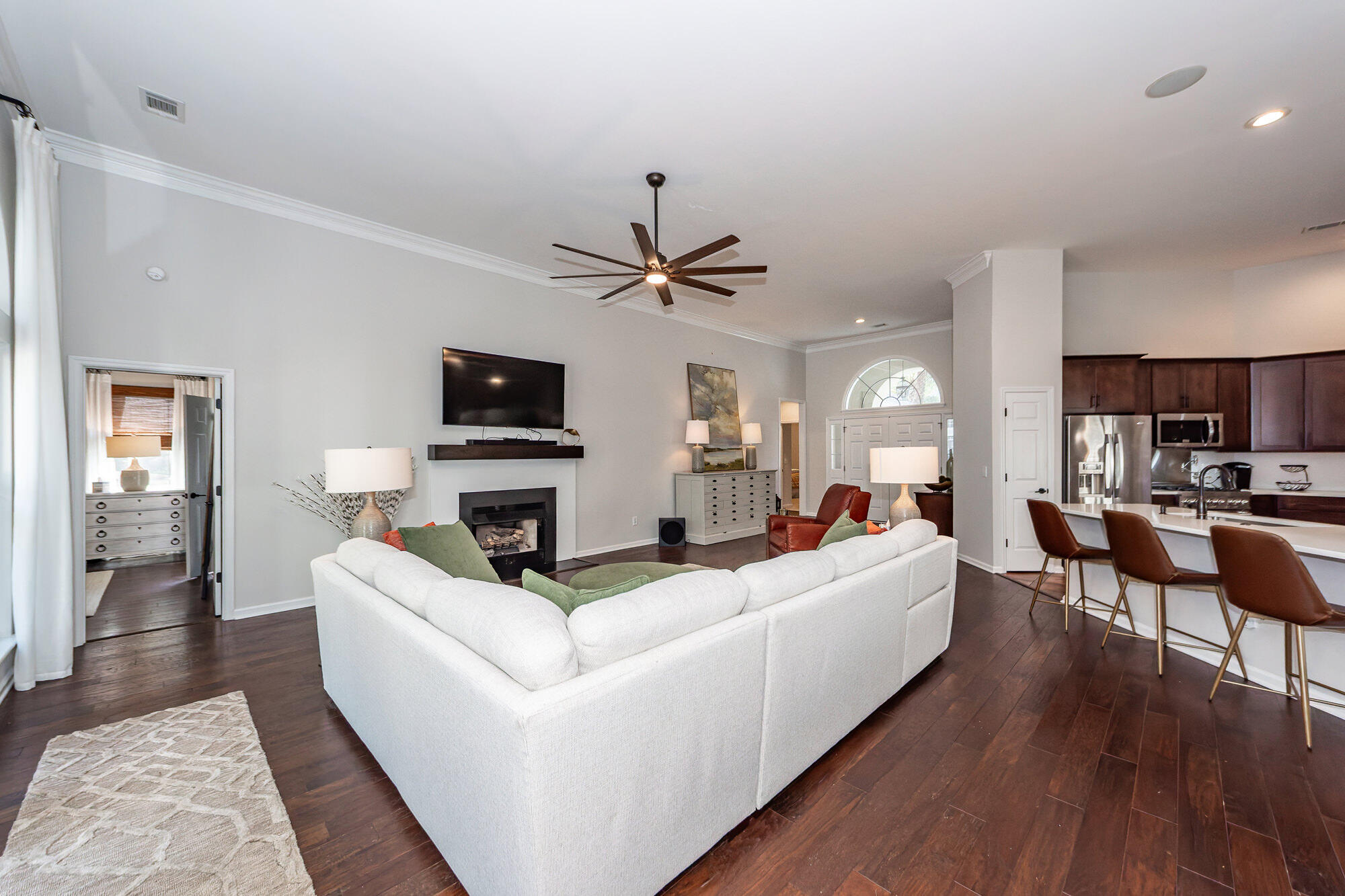 136 Oakbluff Road