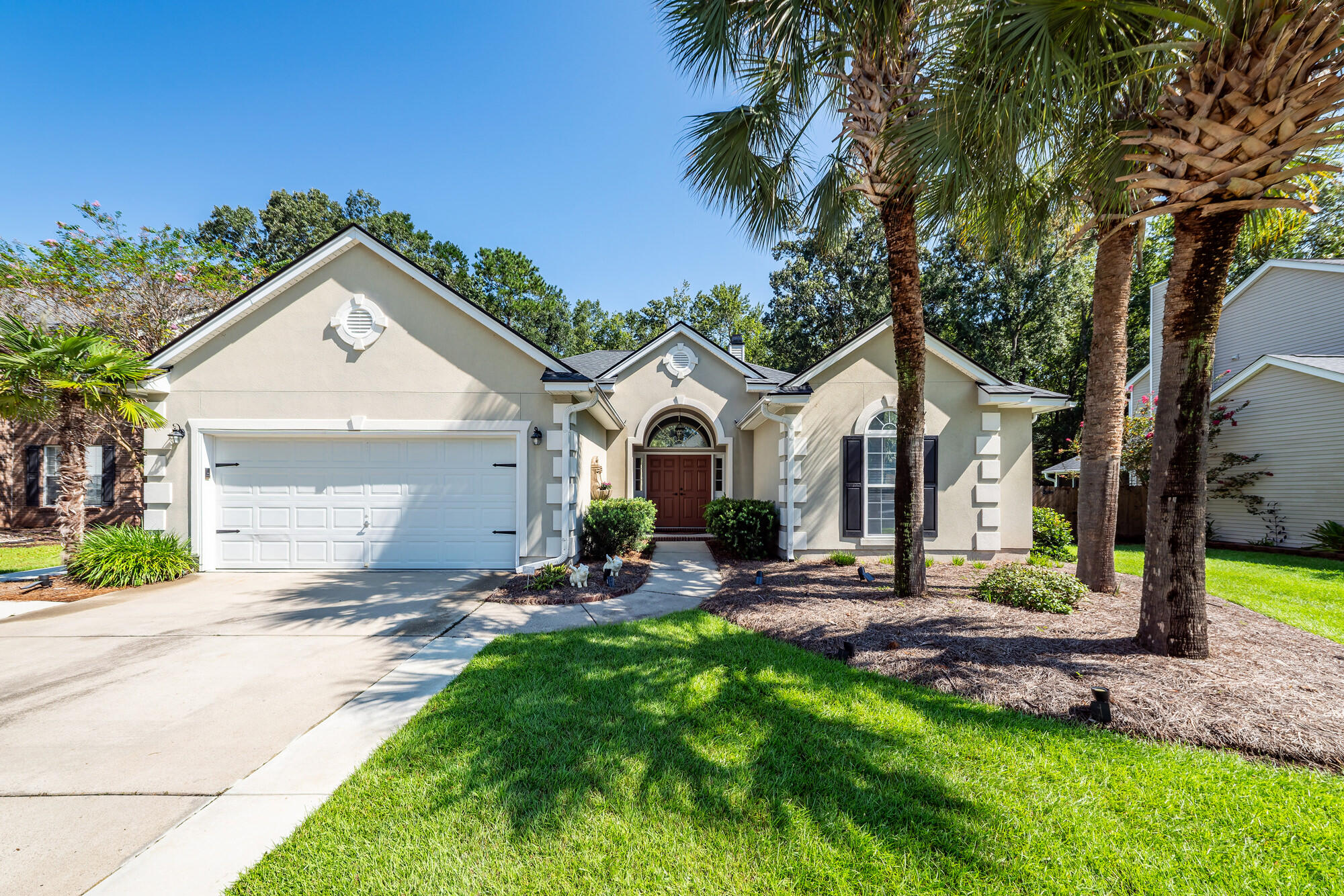 136 Oakbluff Road