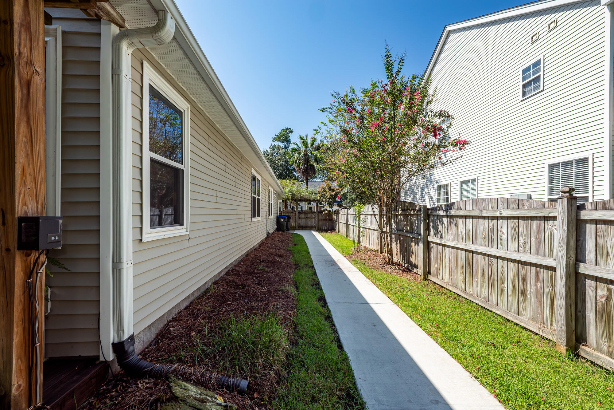 136 Oakbluff Road