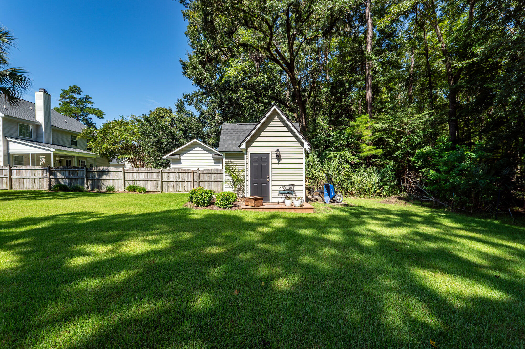 136 Oakbluff Road