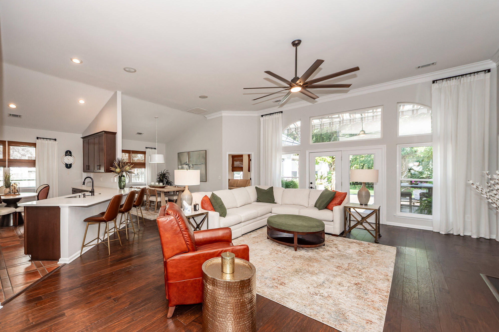 136 Oakbluff Road