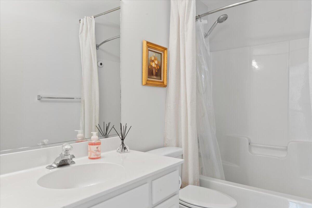 800 Heyward Cove Place