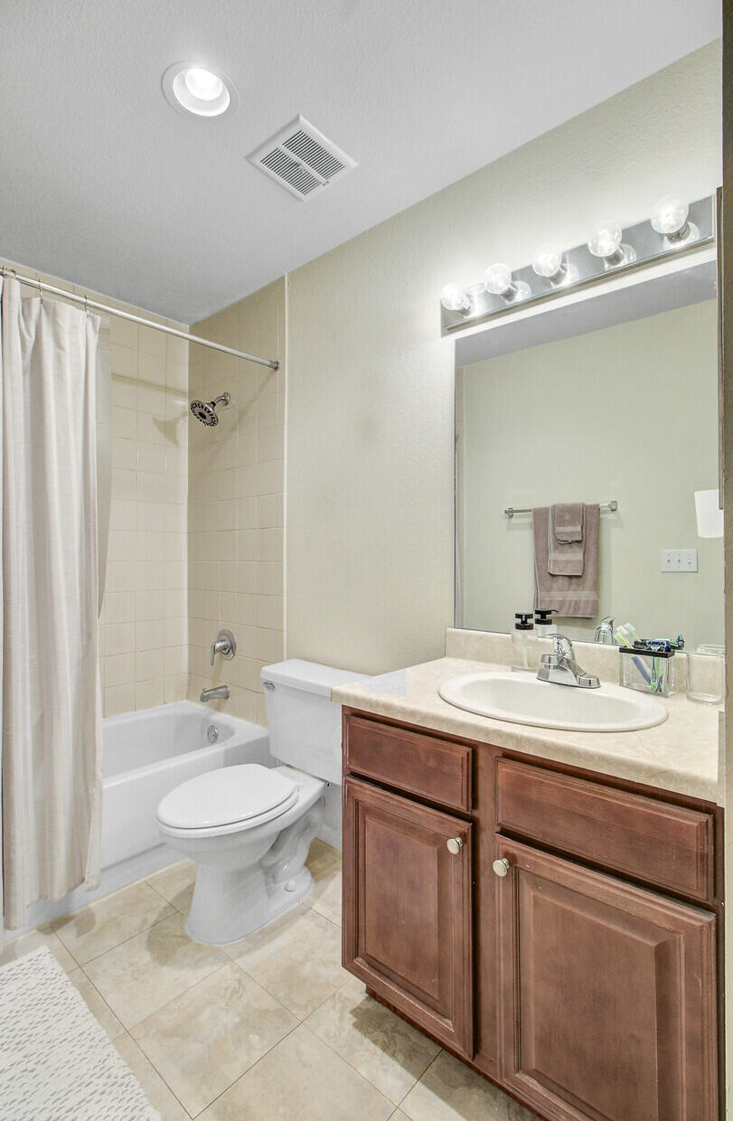 1481 Center Street # 1803