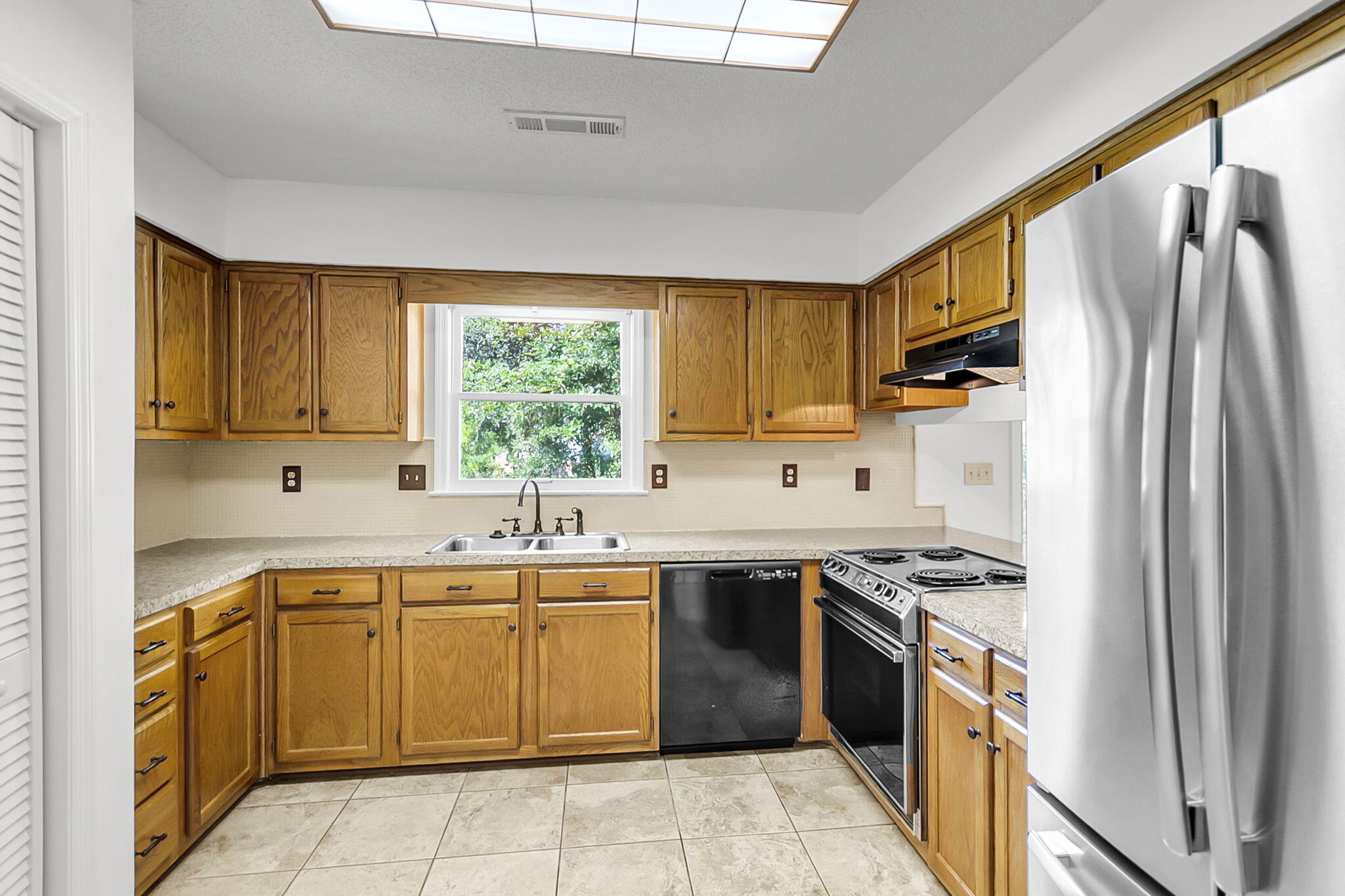 105 Shoveler Place