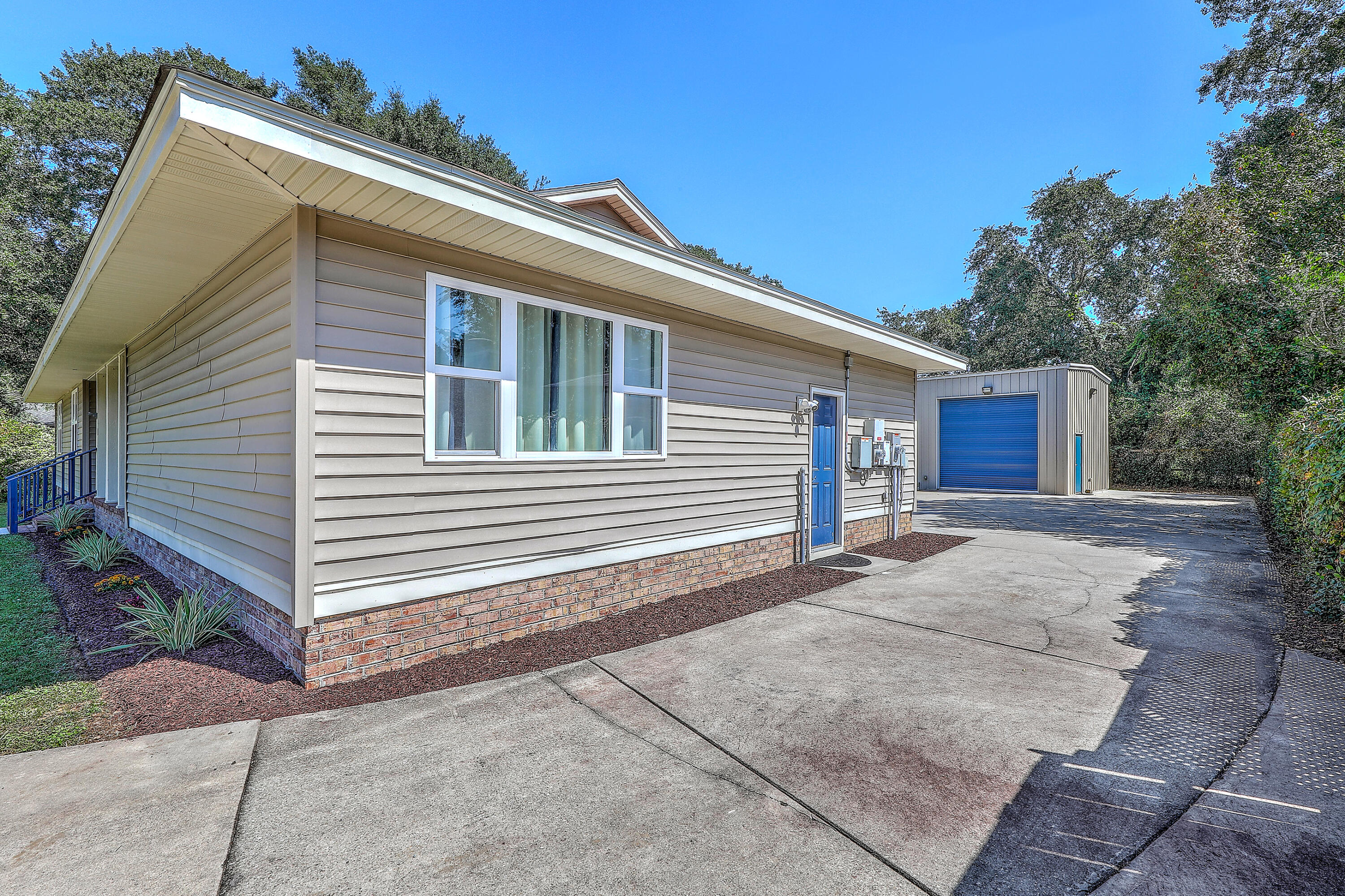 1288 Old Colony Road