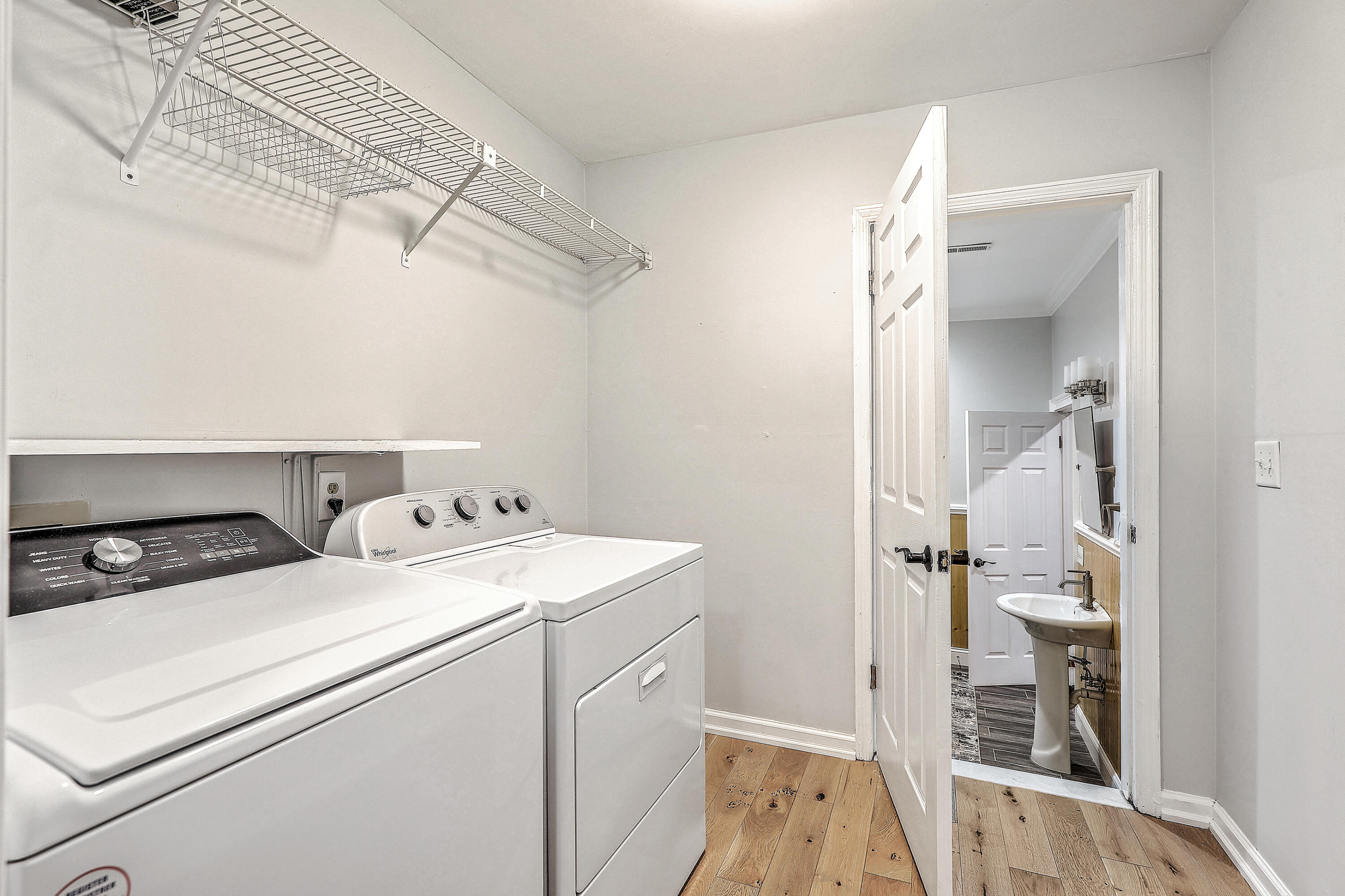 1288 Old Colony Road