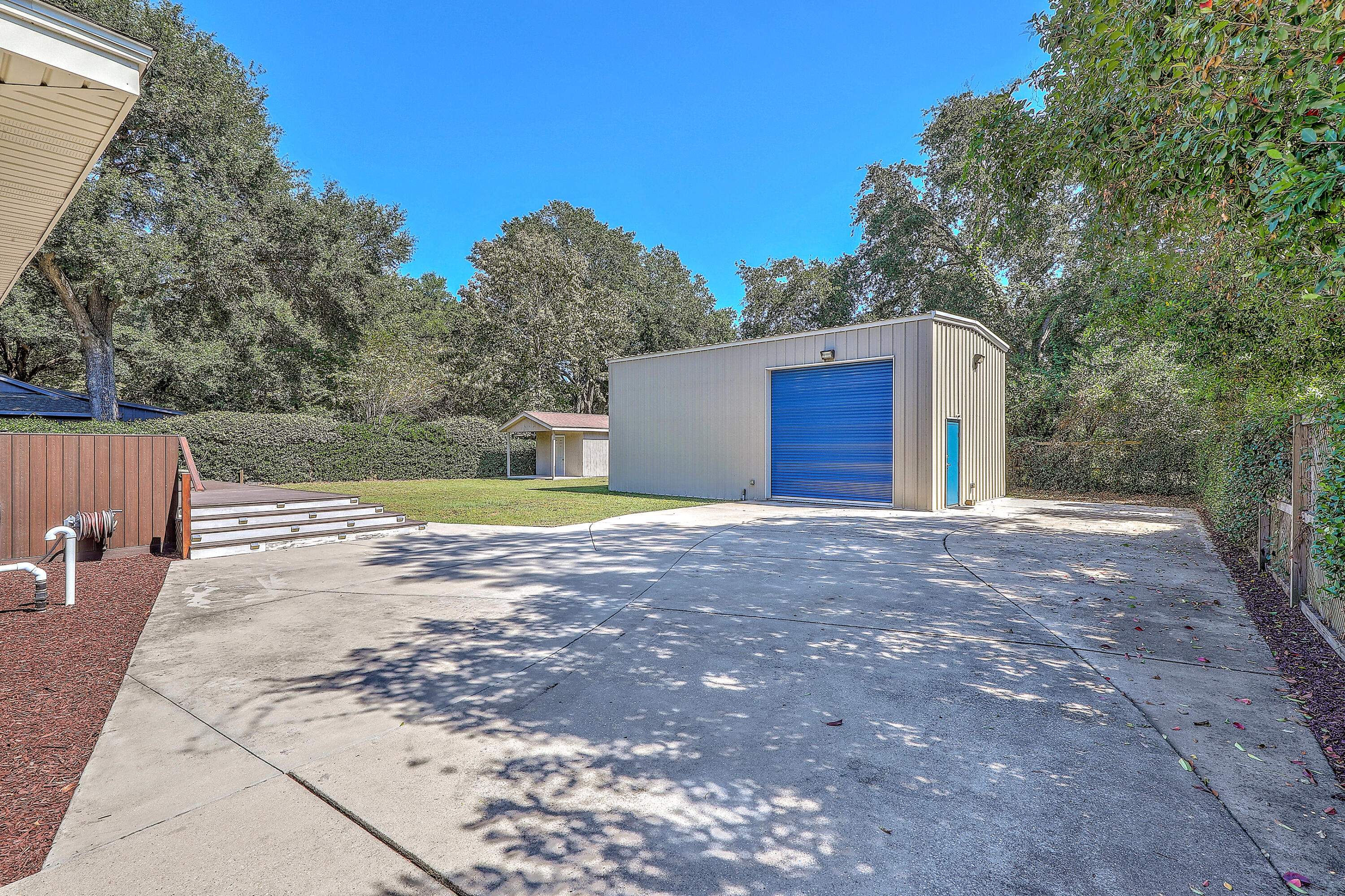 1288 Old Colony Road